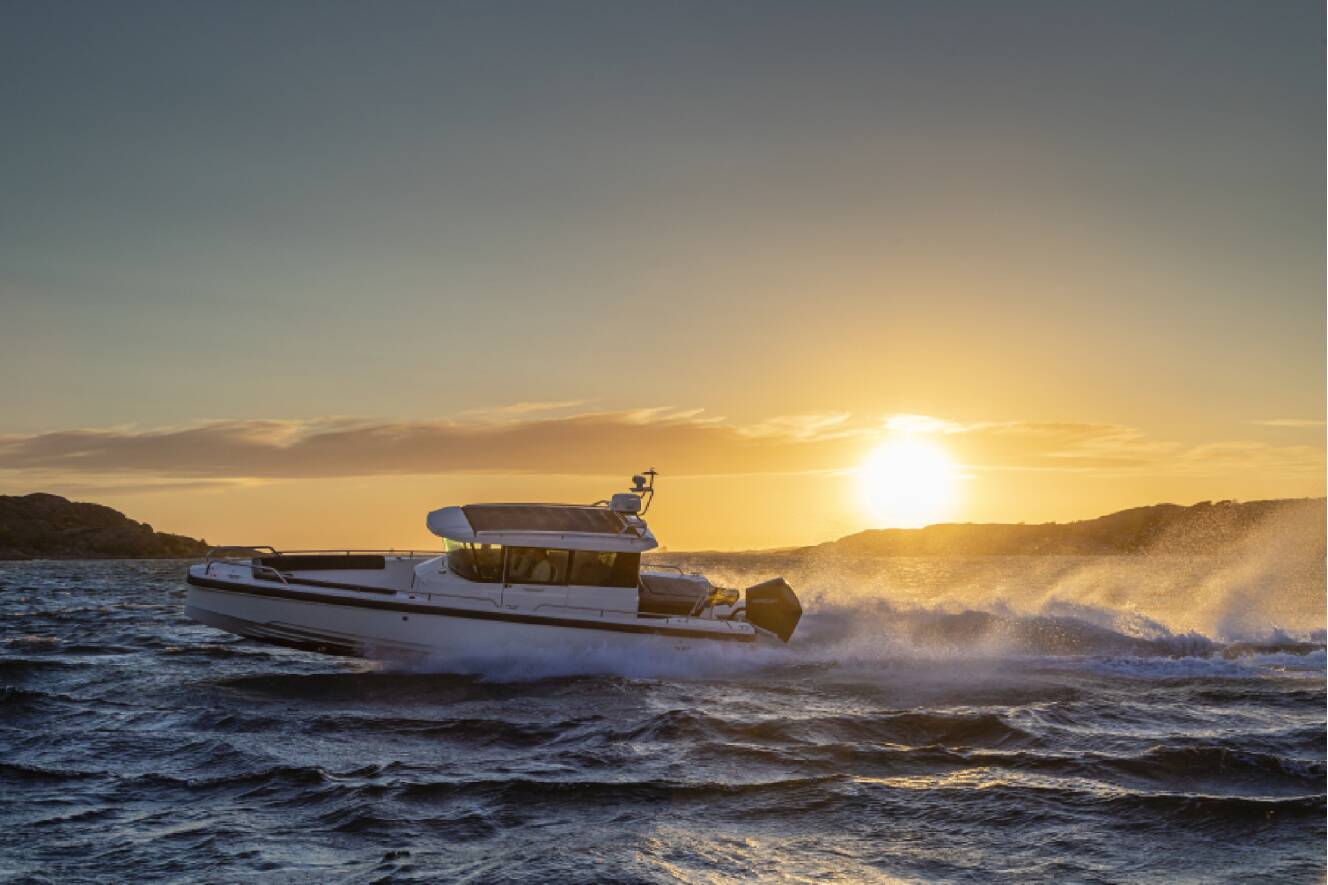 A photo of this 2022 Axopar 28 CABIN