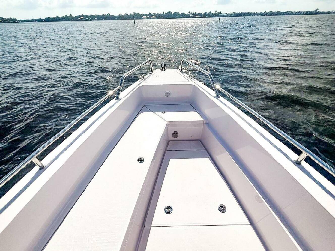 A photo of this 2022 Axopar 28 CABIN