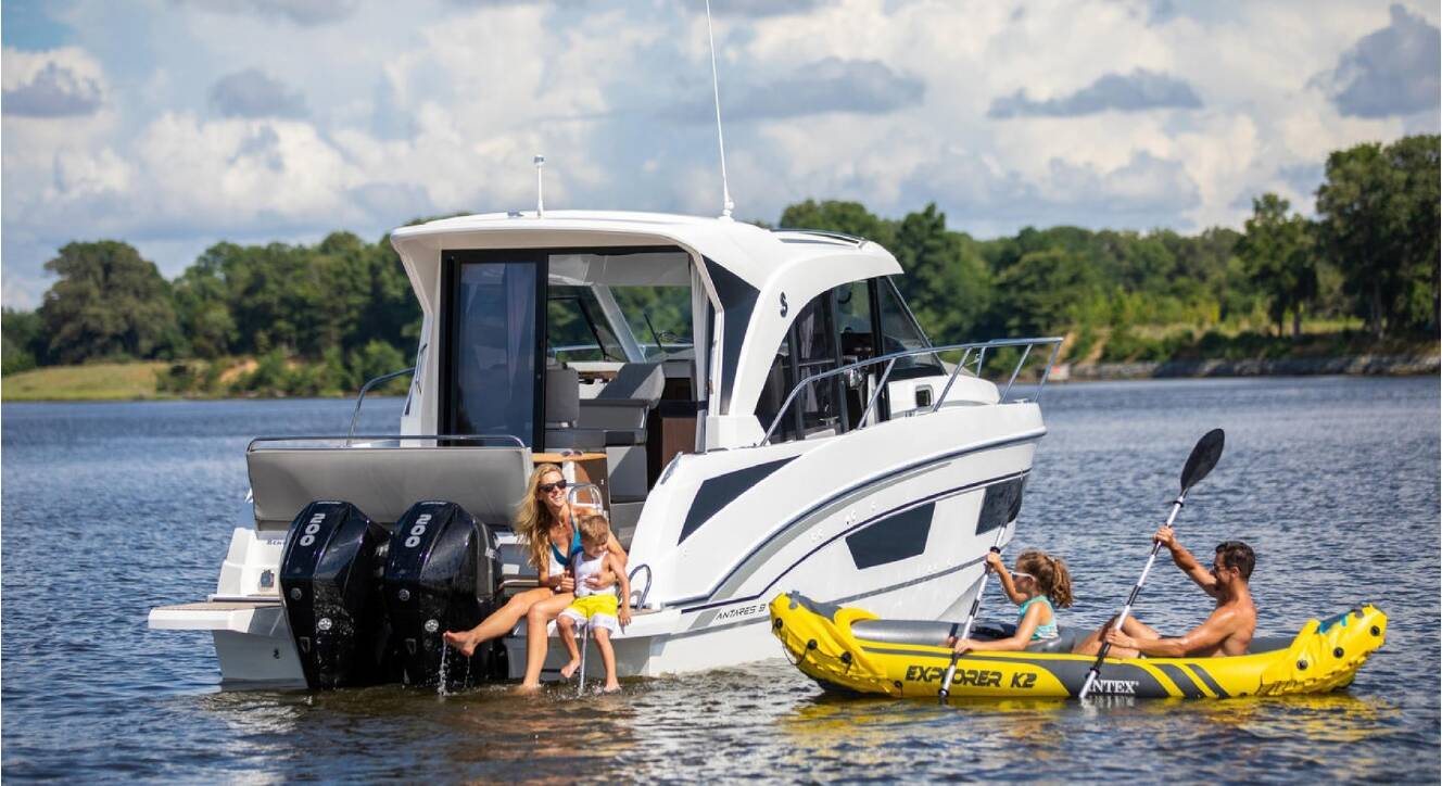 A photo of this 2025 Beneteau Antares 9