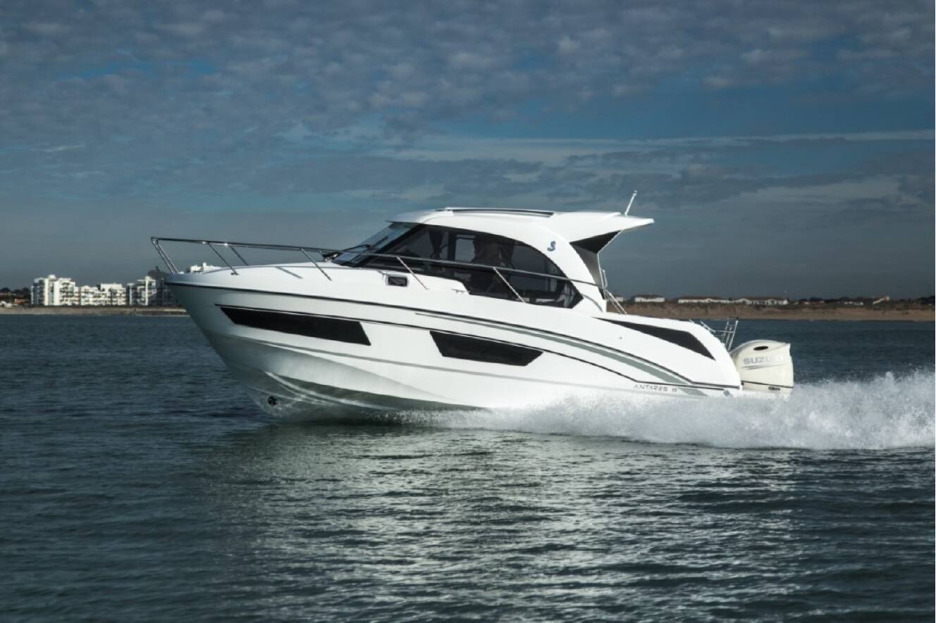 A photo of this 2025 Beneteau Antares 9