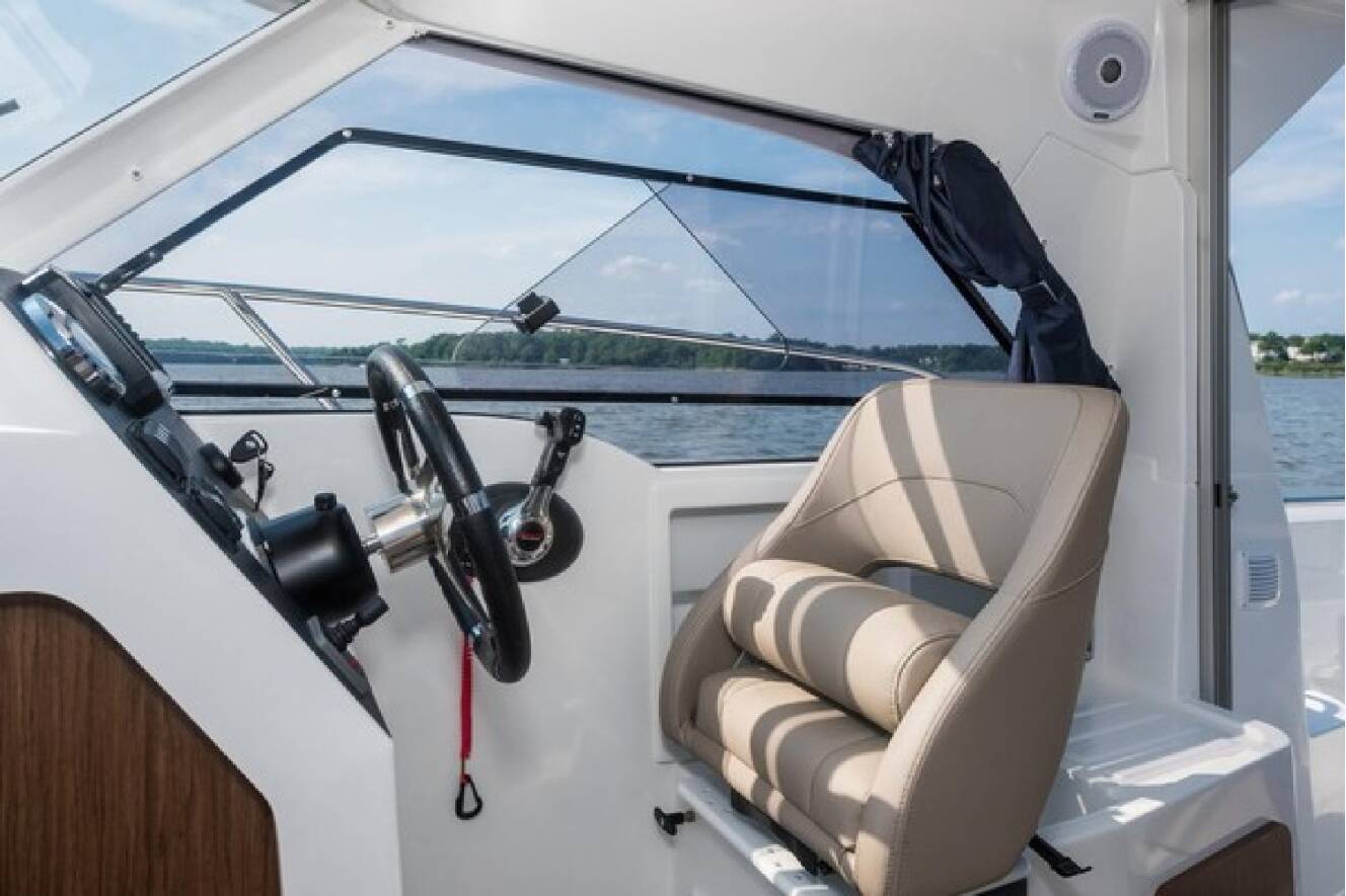 A photo of this 2026 Beneteau Antares 7