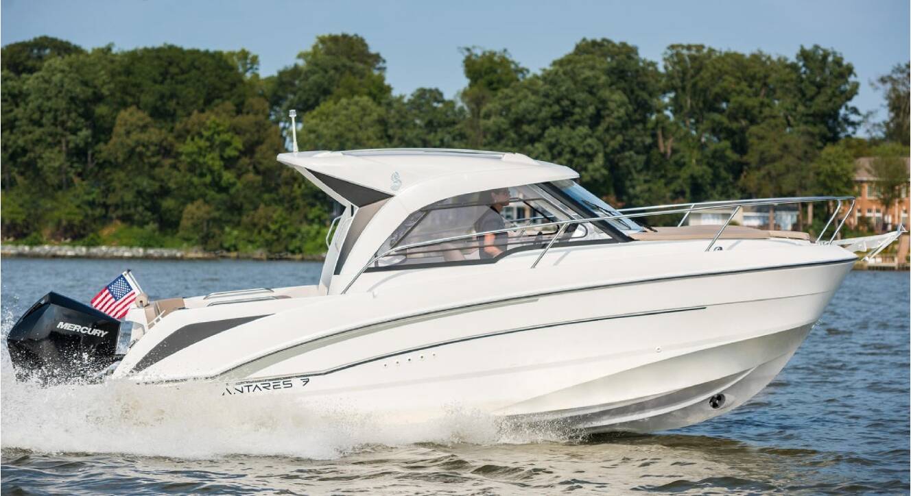 A photo of this 2026 Beneteau Antares 7