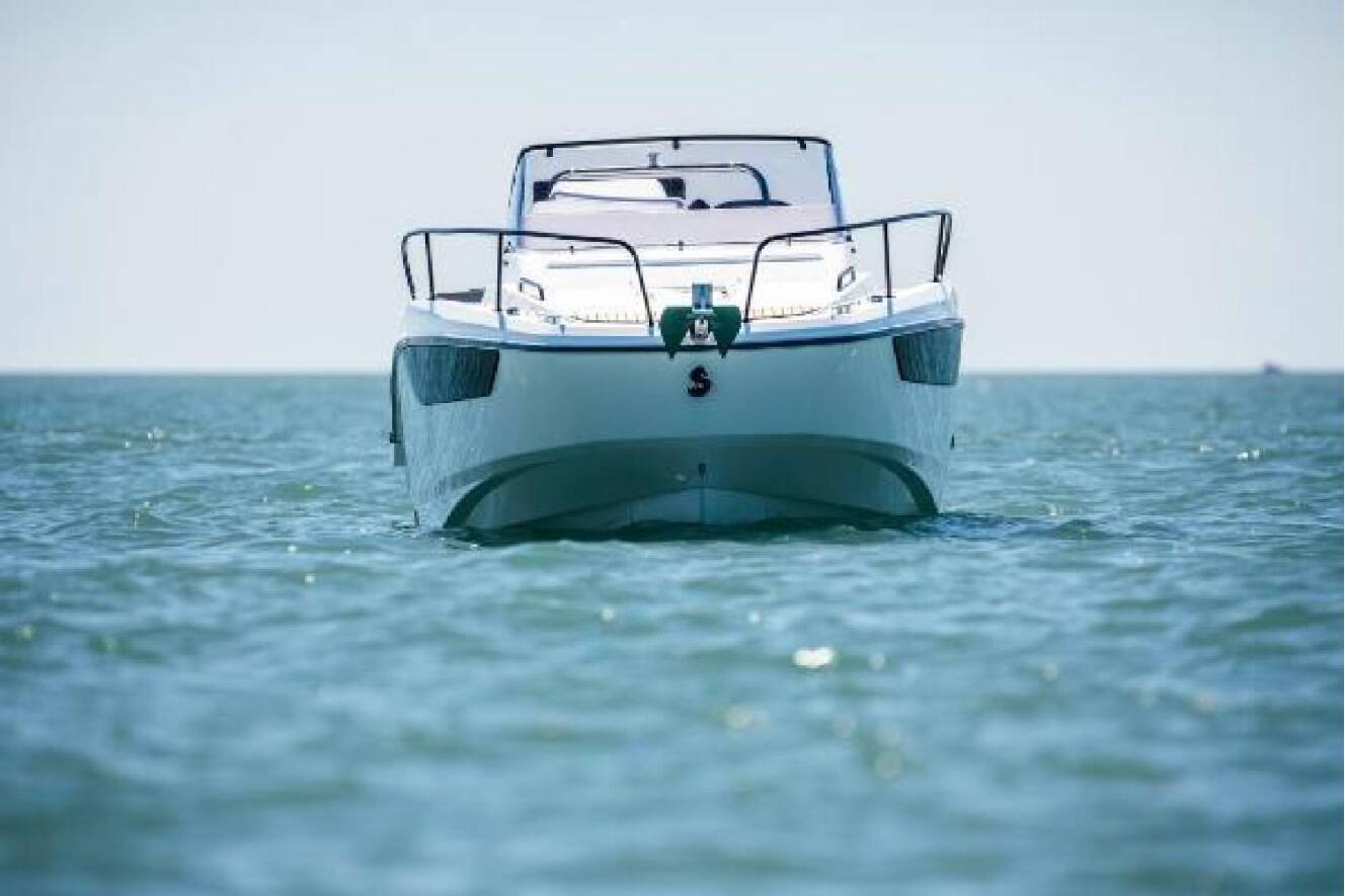 A photo of this 2026 Beneteau Flyer 8 SunDeck