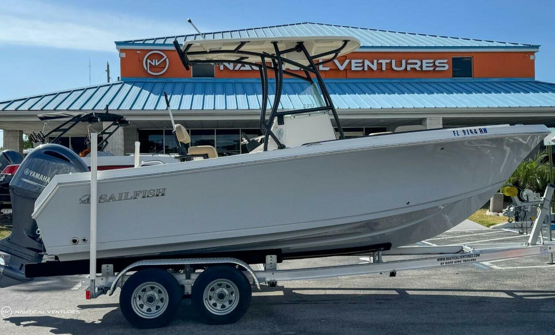 2019 Sailfish 220 CC in tampa FL