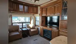 2018 DRV MOBILE SUITES 40KSSB4 RV