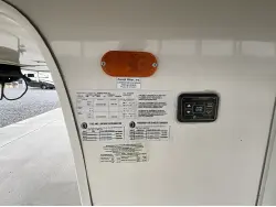2018 FOREST RIVER CEDAR CREEK HATHAWAY 34RL2