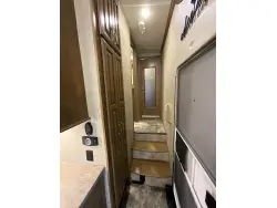 2018 FOREST RIVER CEDAR CREEK HATHAWAY 34RL2