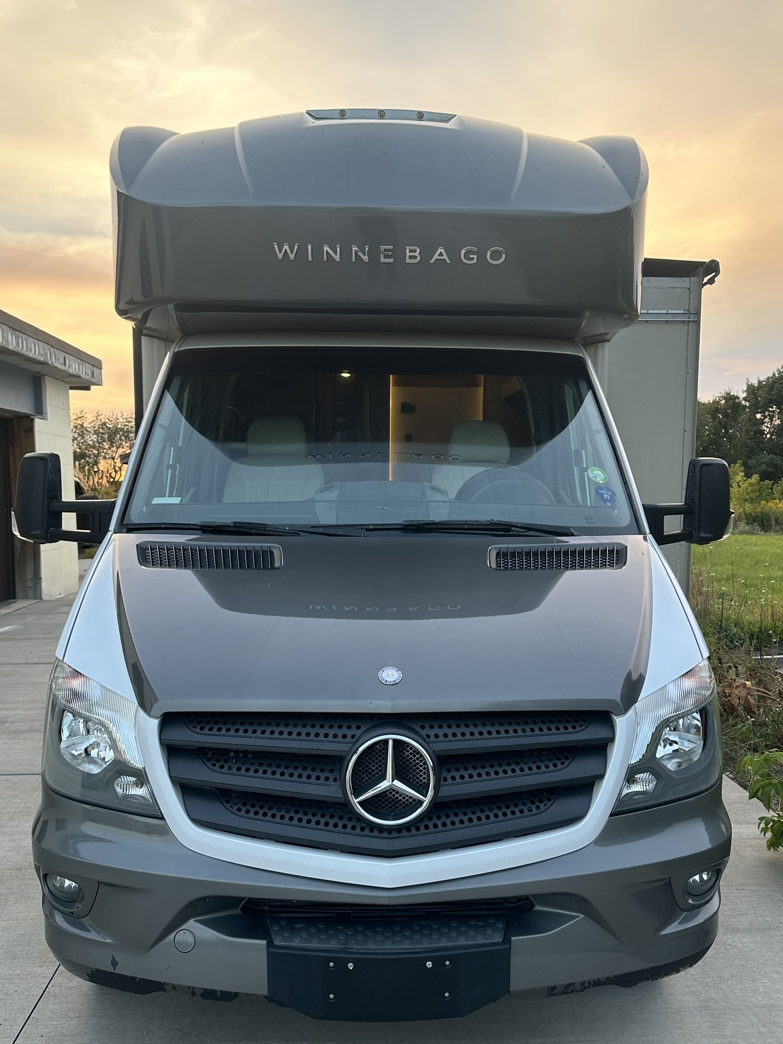 2016 Winnebago Navion 24M in la crosse WI