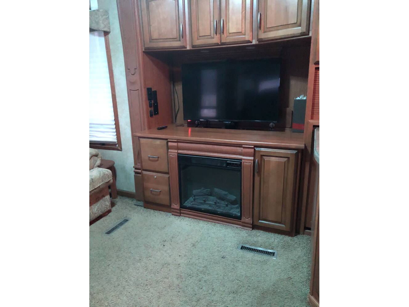 A photo of this 2010 DRV MOBILE SUITES 36TK3