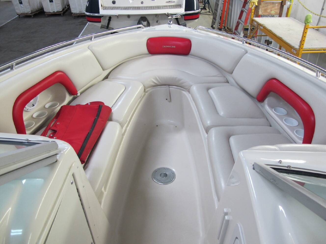 A photo of this 2003 Crownline 270 BR