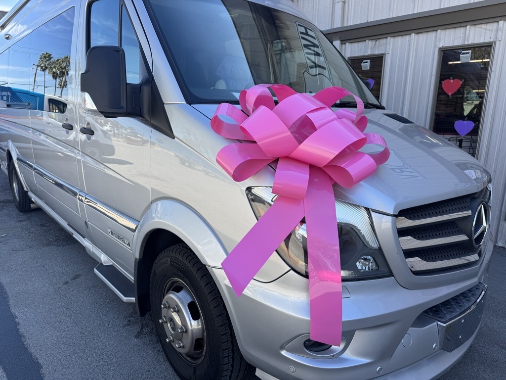 2018 Airstream INTERSTATE GRAND TOUR 3500 EXT RV