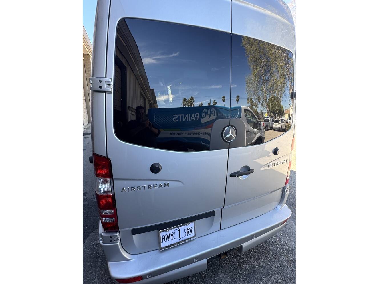 A photo of this 2018 Airstream INTERSTATE GRAND TOUR 3500 EXT