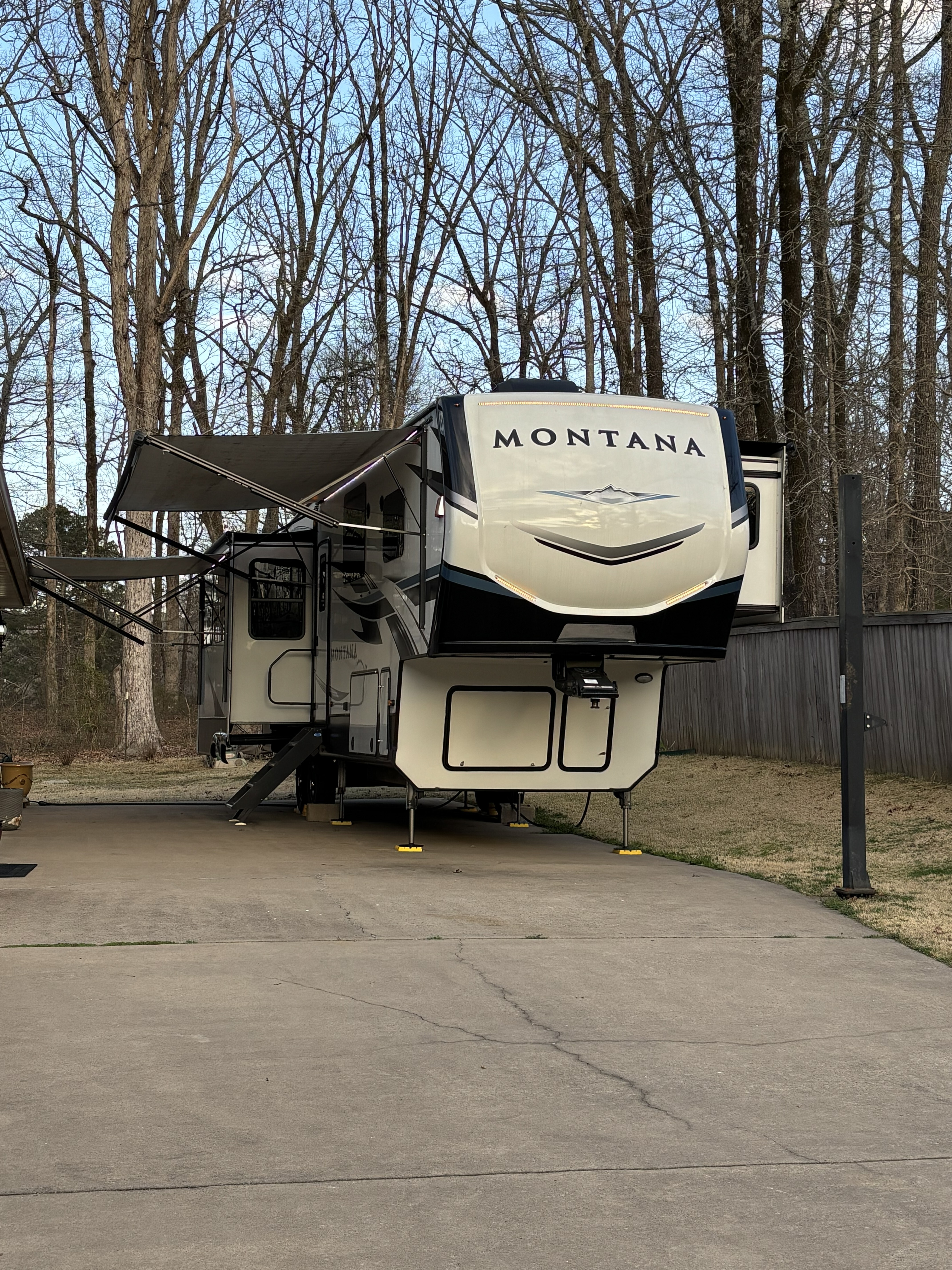 2021 Keystone MONTANA 3230CK RV