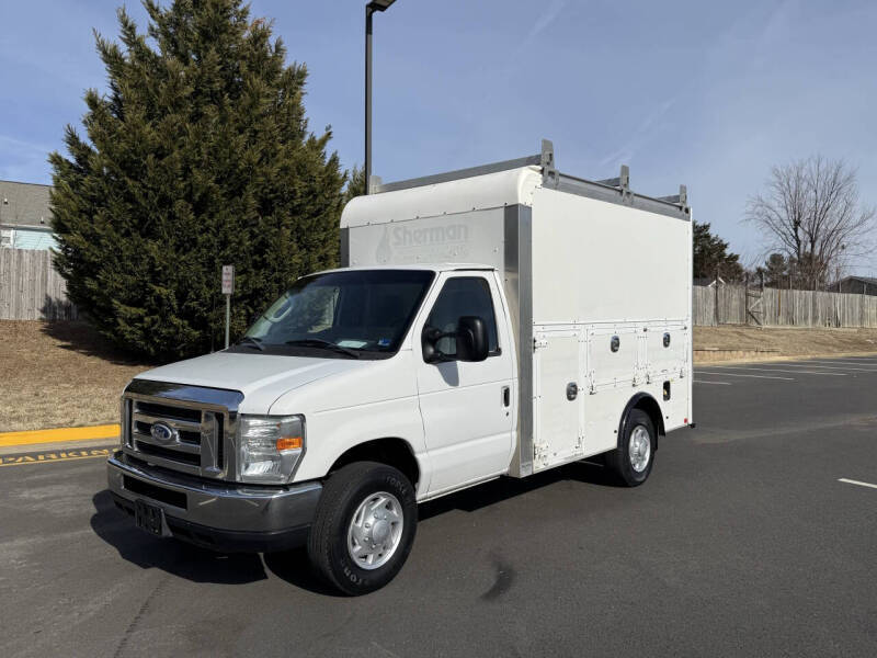 2015 FORD E350 in Fredericksburg, VA