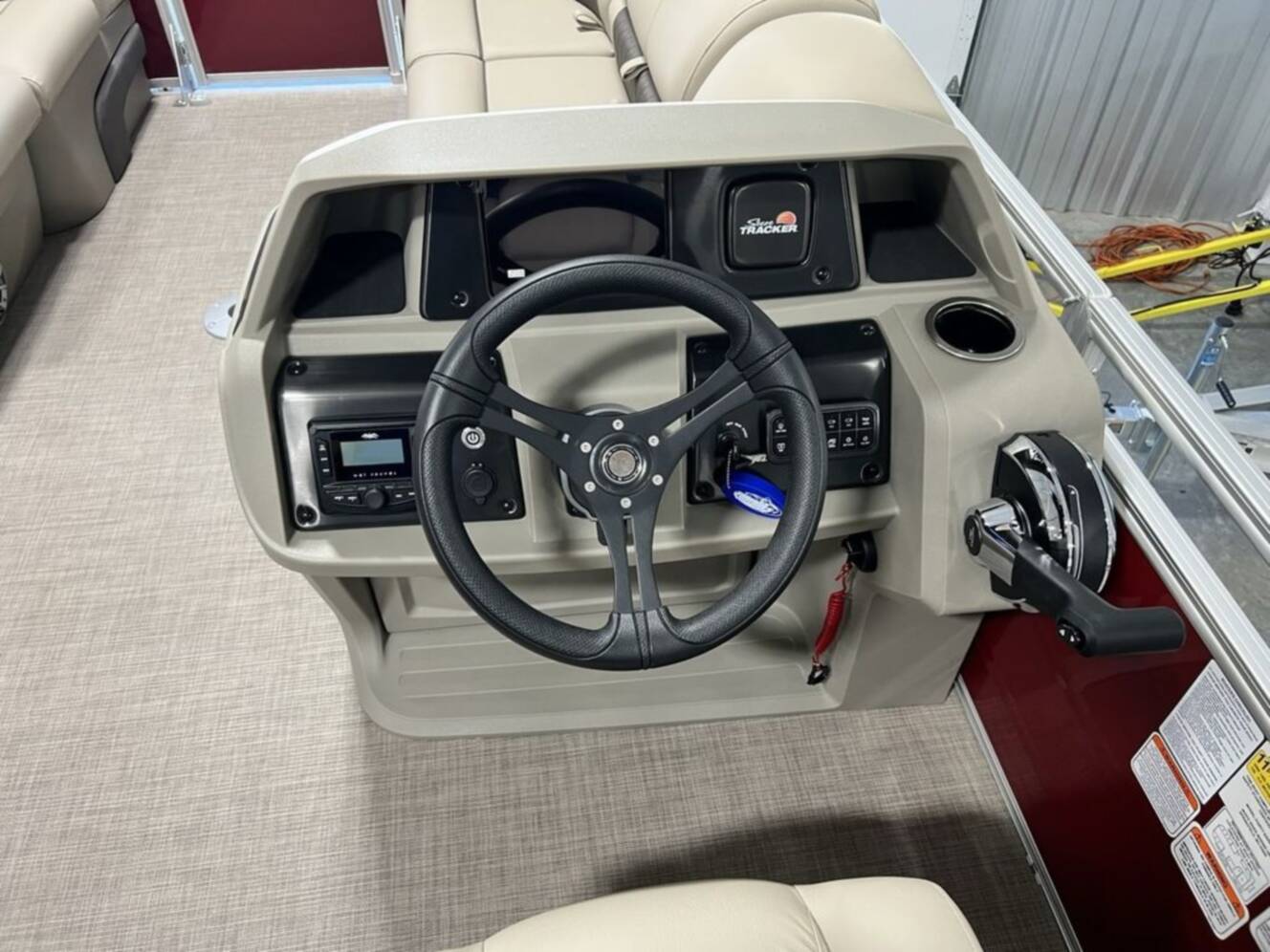 A photo of this 2025 Sun Tracker Party Barge® 22 RF DLX