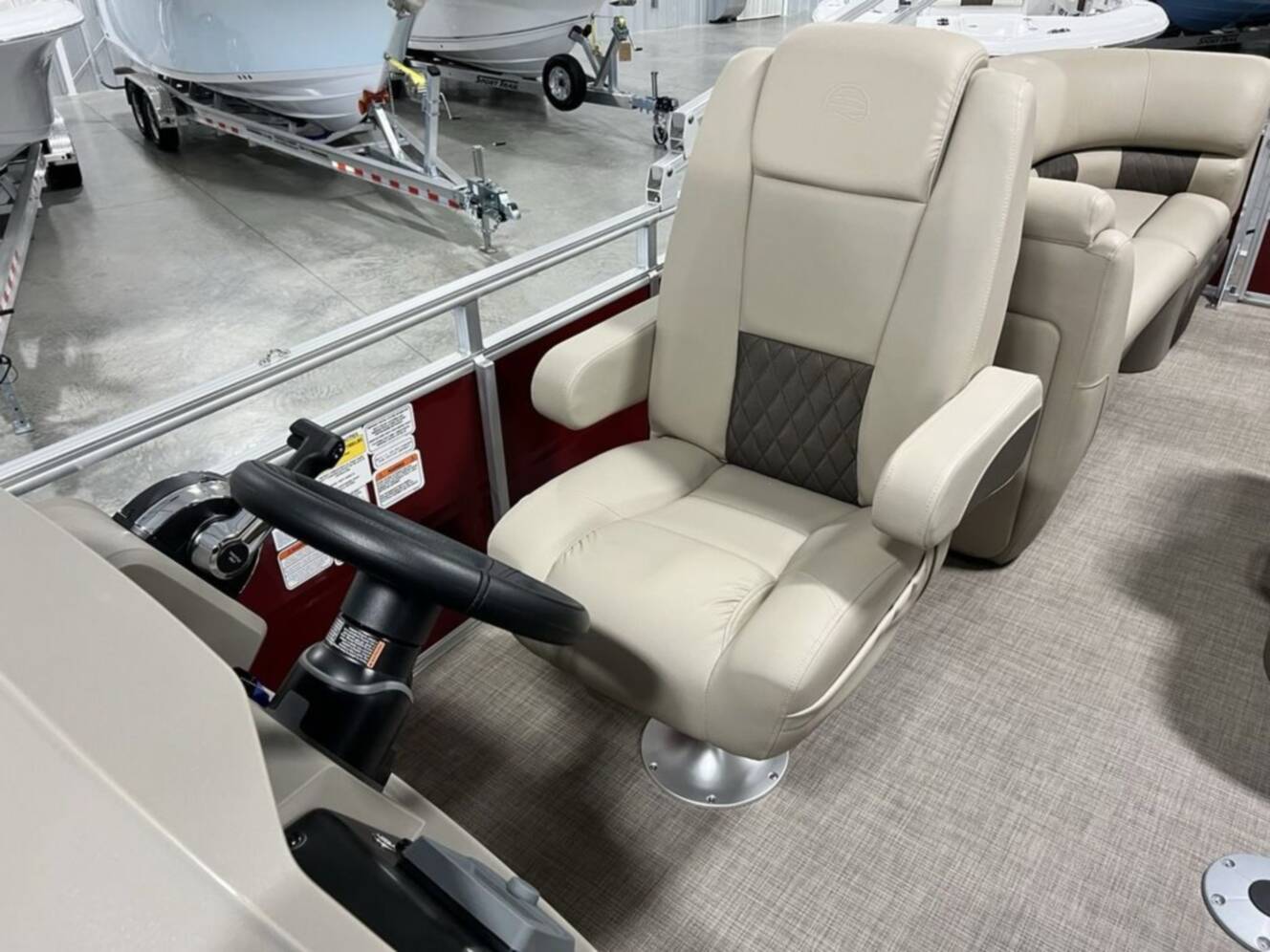 A photo of this 2025 Sun Tracker Party Barge® 22 RF DLX
