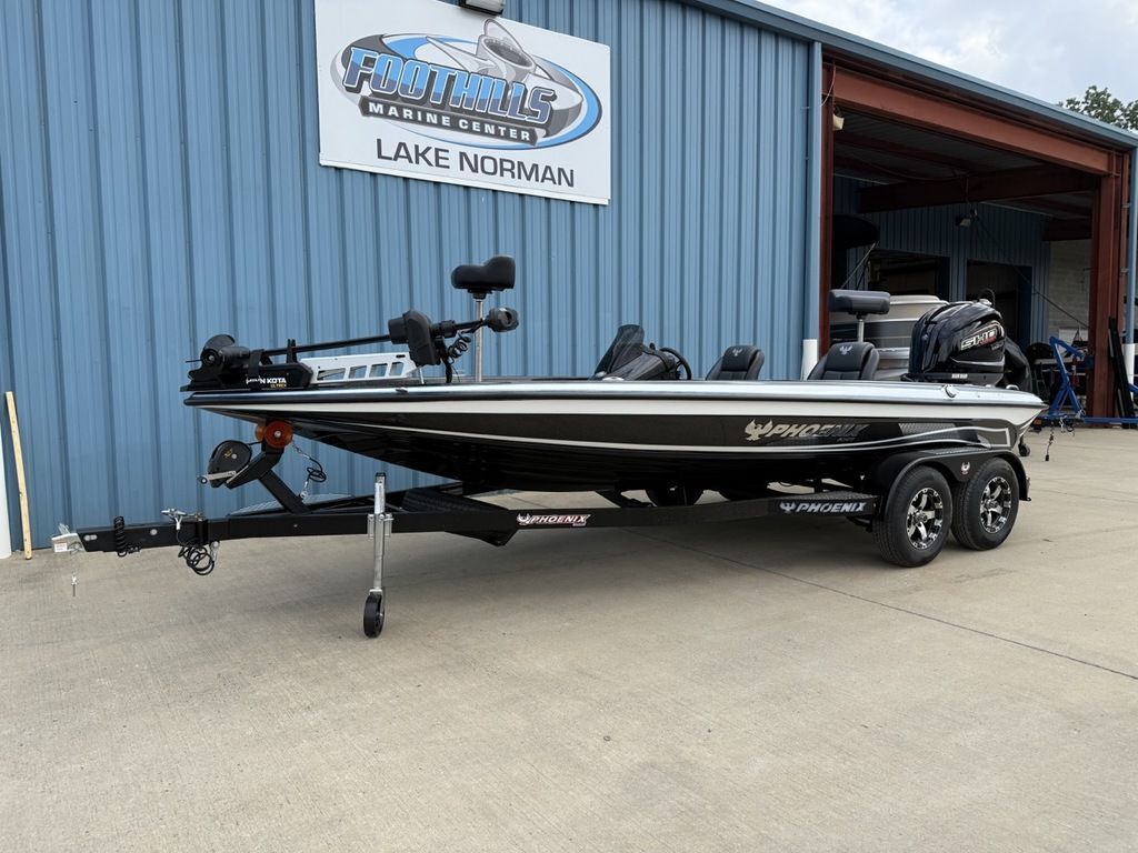 New 2025 Phoenix Bass Boats 819 Zxl Pro For Sale in Mooresville
