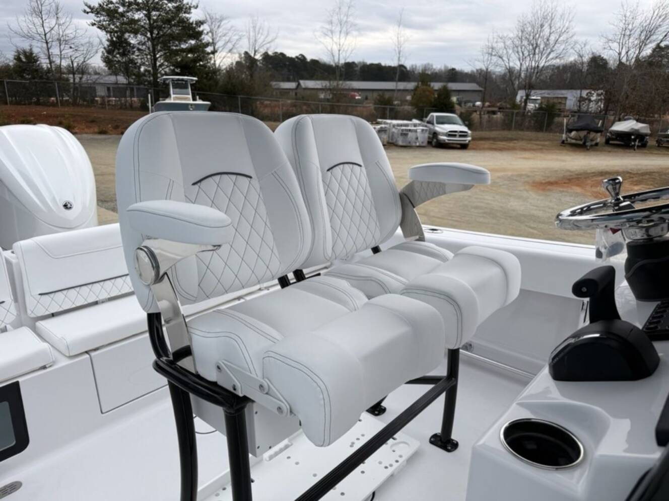 A photo of this 2026 Sportsman Heritage 231