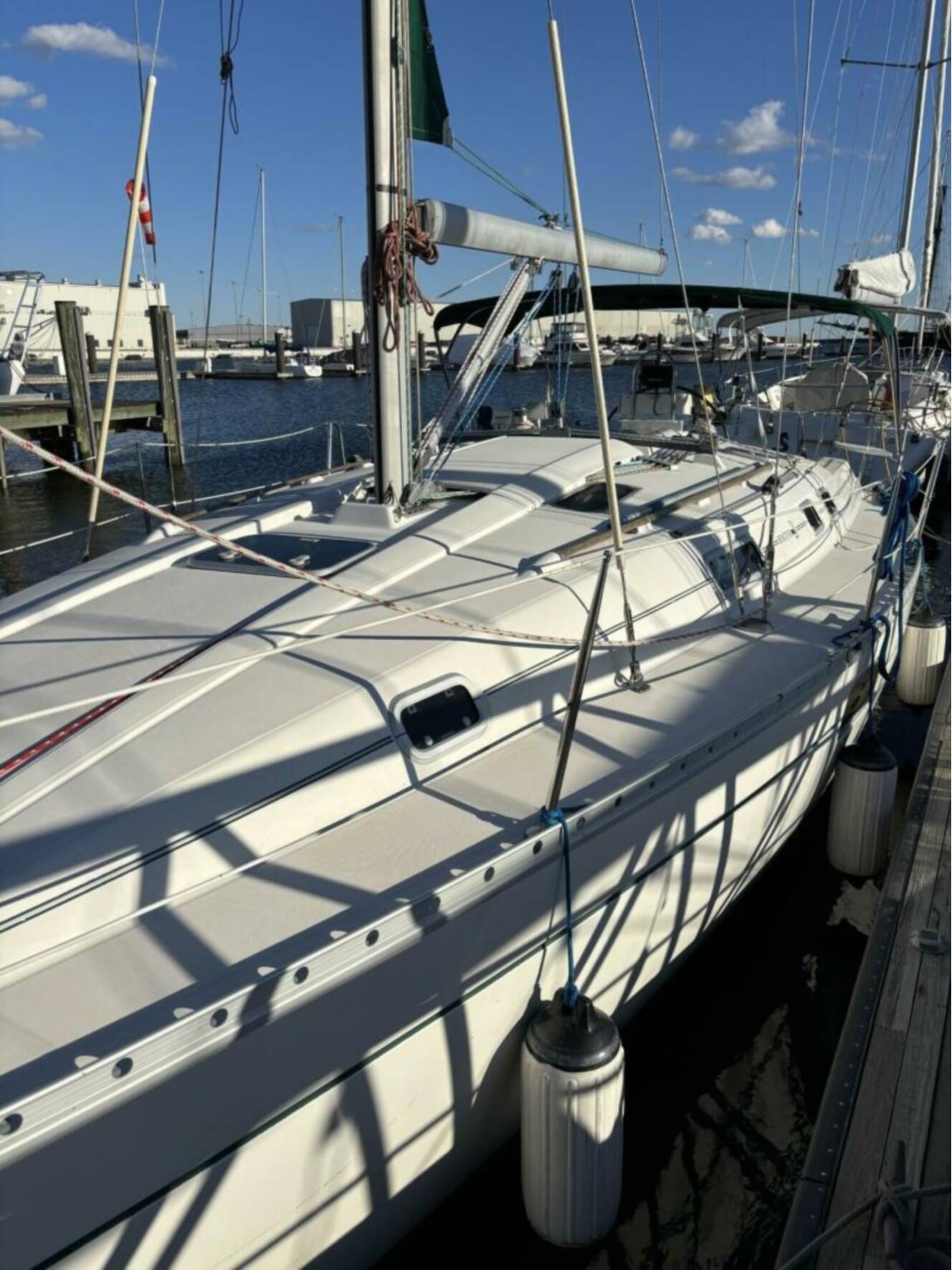 A photo of this 1997 Beneteau Oceanis 351