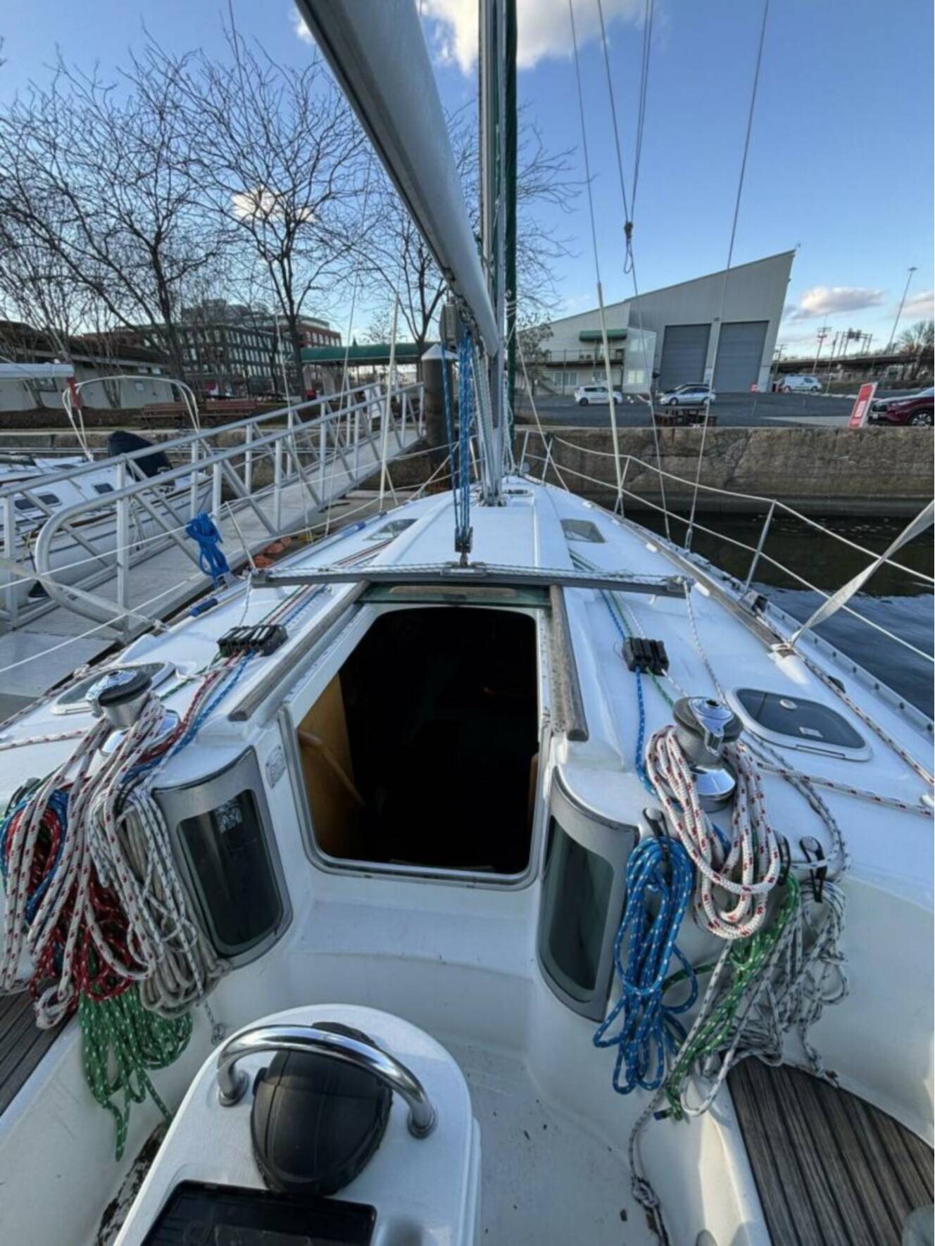 A photo of this 1997 Beneteau Oceanis 351