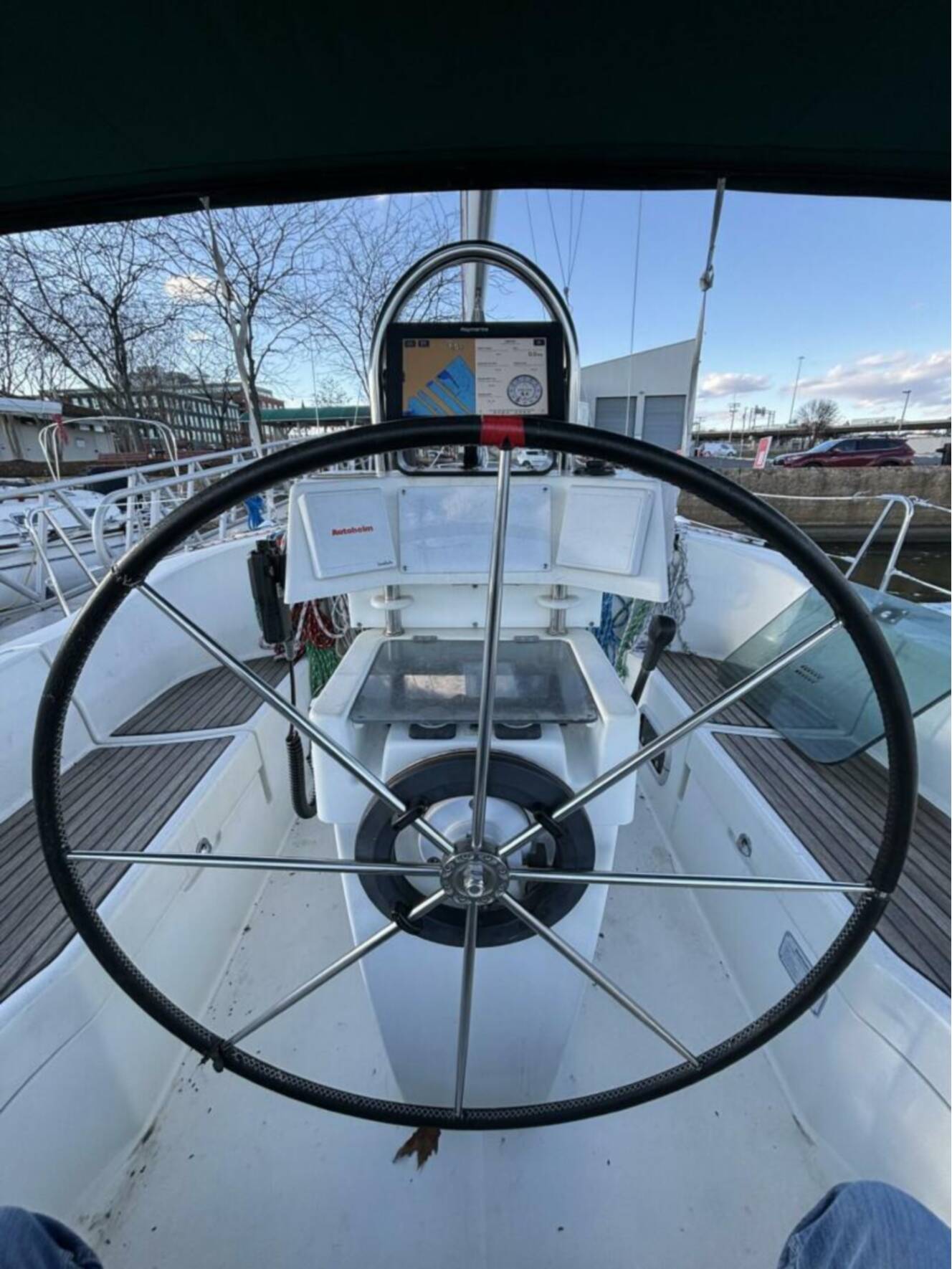 A photo of this 1997 Beneteau Oceanis 351