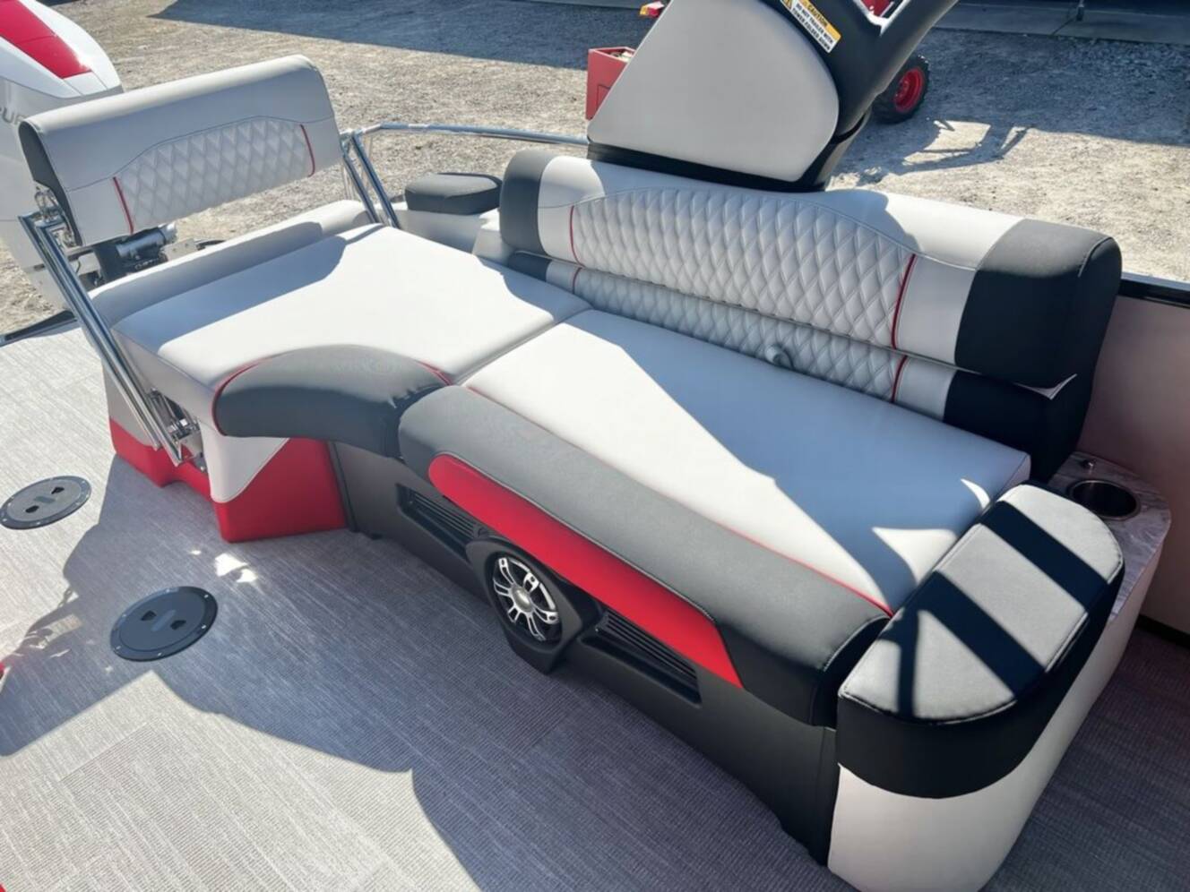 A photo of this 2025 Avalon Excalibur LTD 25' Twin Quad Lounge Windshield - Triple 