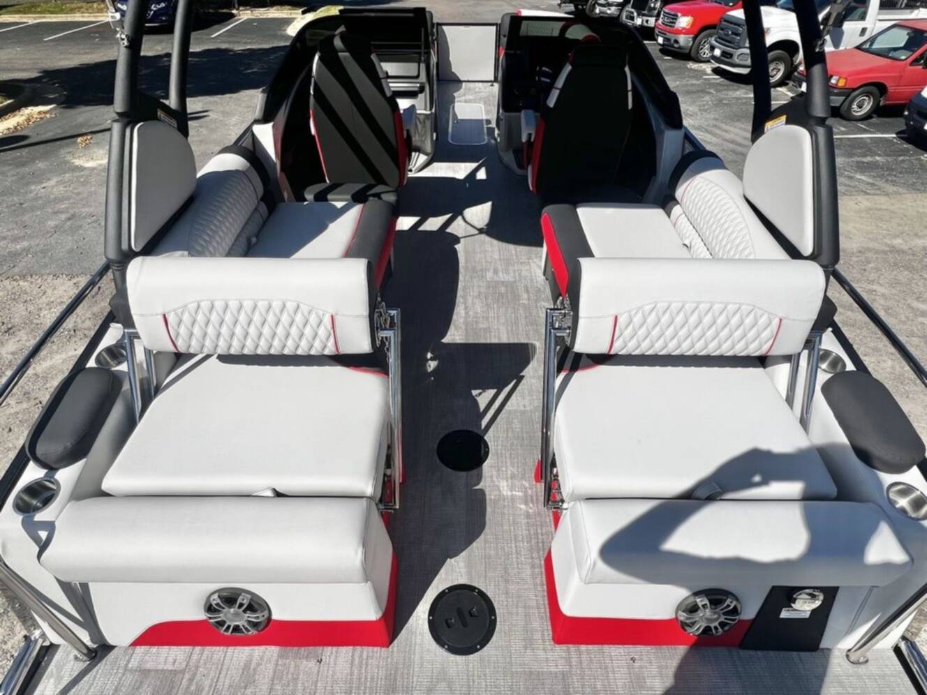 A photo of this 2025 Avalon Excalibur LTD 25' Twin Quad Lounge Windshield - Triple 