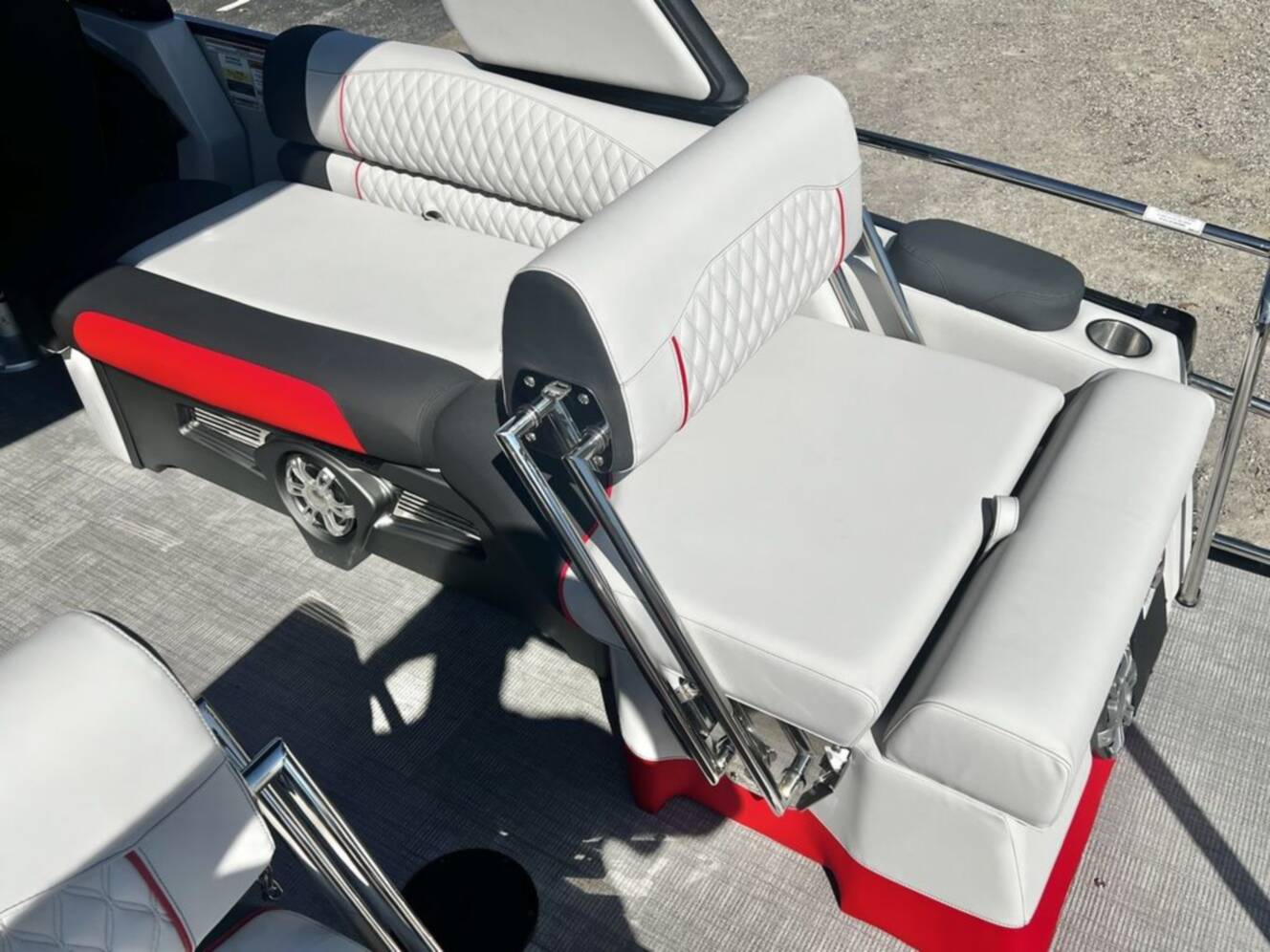 A photo of this 2025 Avalon Excalibur LTD 25' Twin Quad Lounge Windshield - Triple 