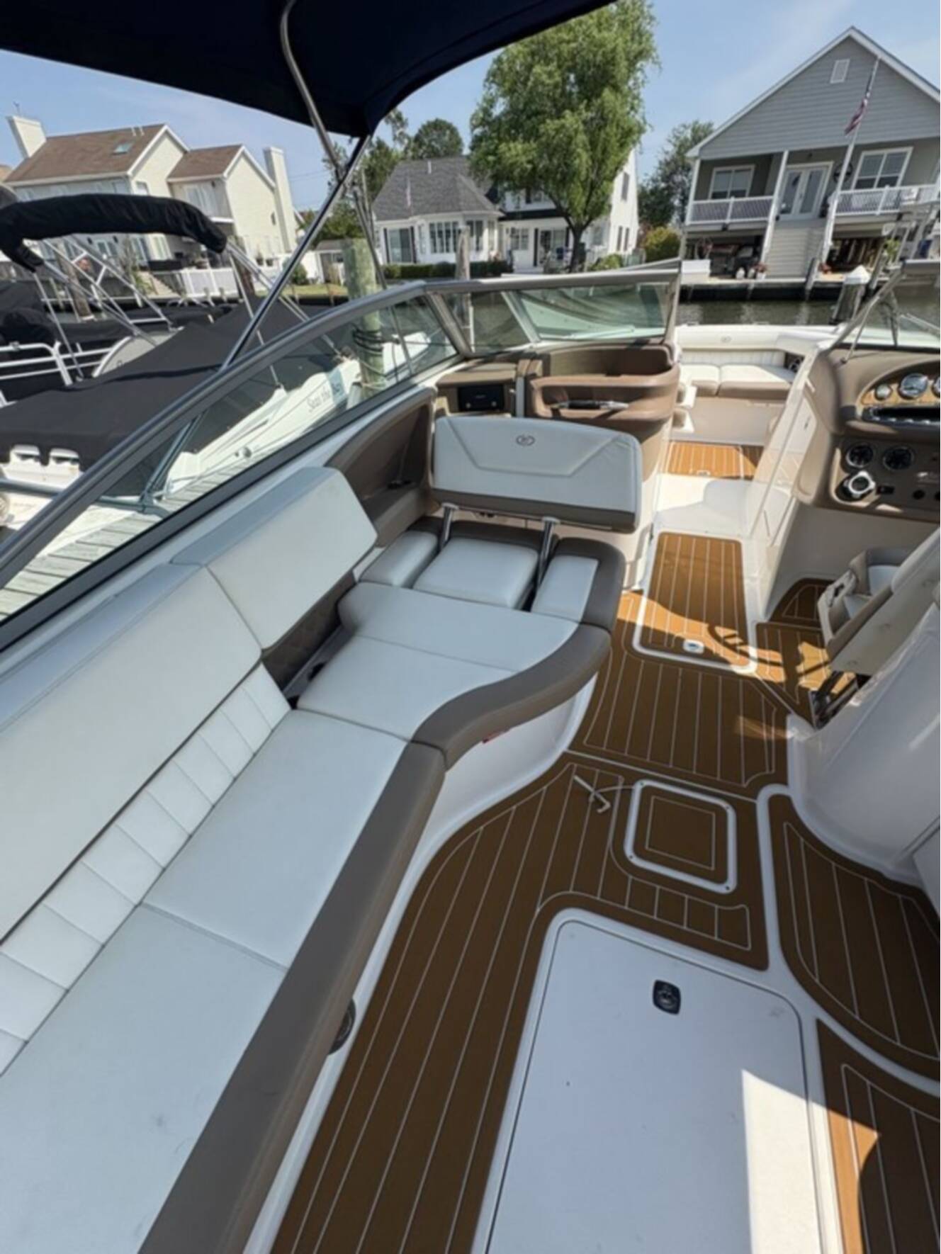 A photo of this 2011 Cobalt Boats 302 BR