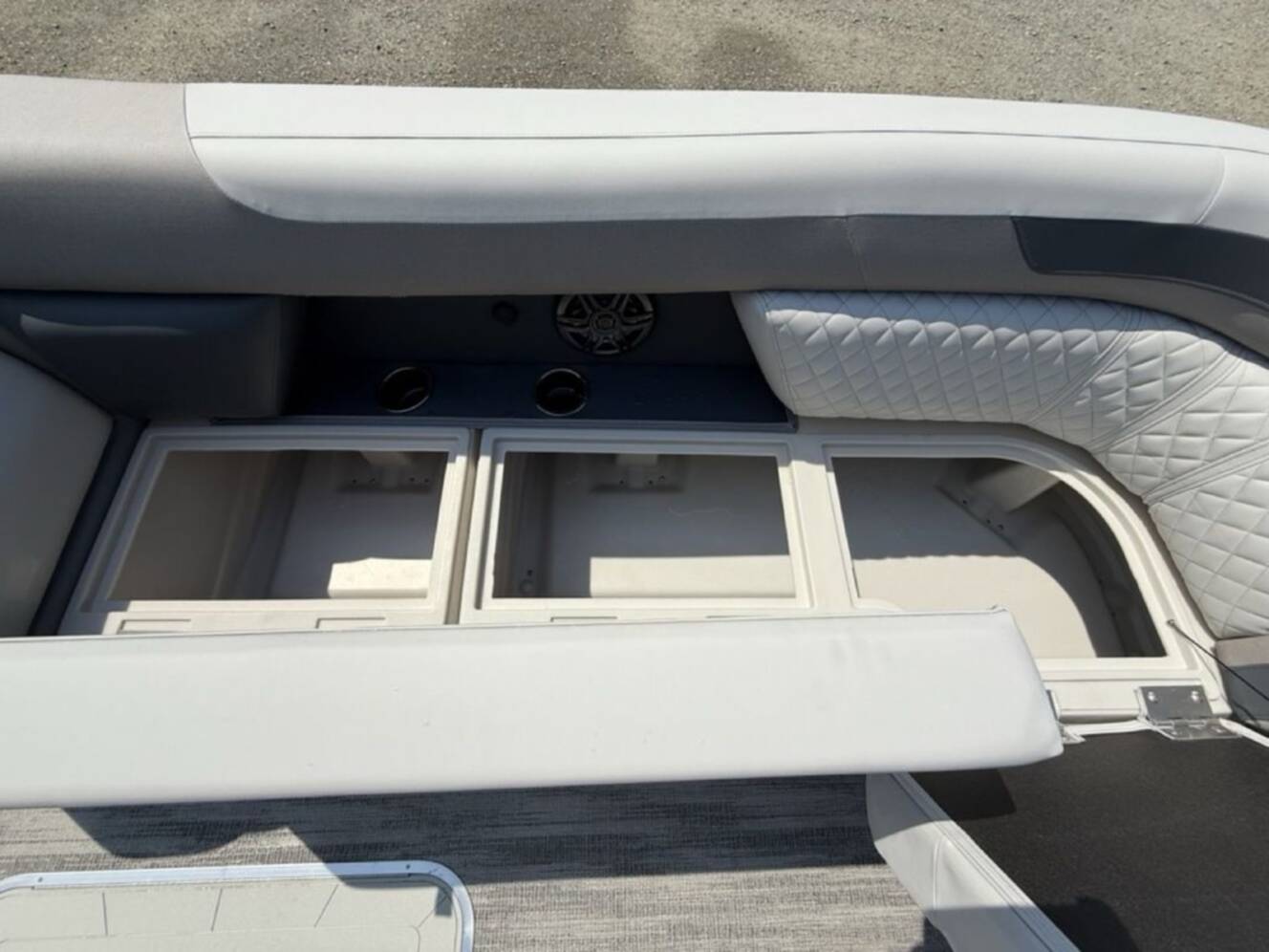 A photo of this 2025 Godfrey Pontoons Sweetwater 2486 DT 27 iMPACT Package (27 in. Center Tub