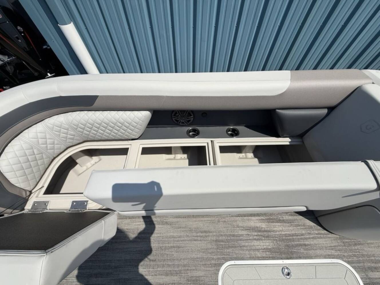 A photo of this 2025 Godfrey Pontoons Sweetwater 2486 DT 27 iMPACT Package (27 in. Center Tub