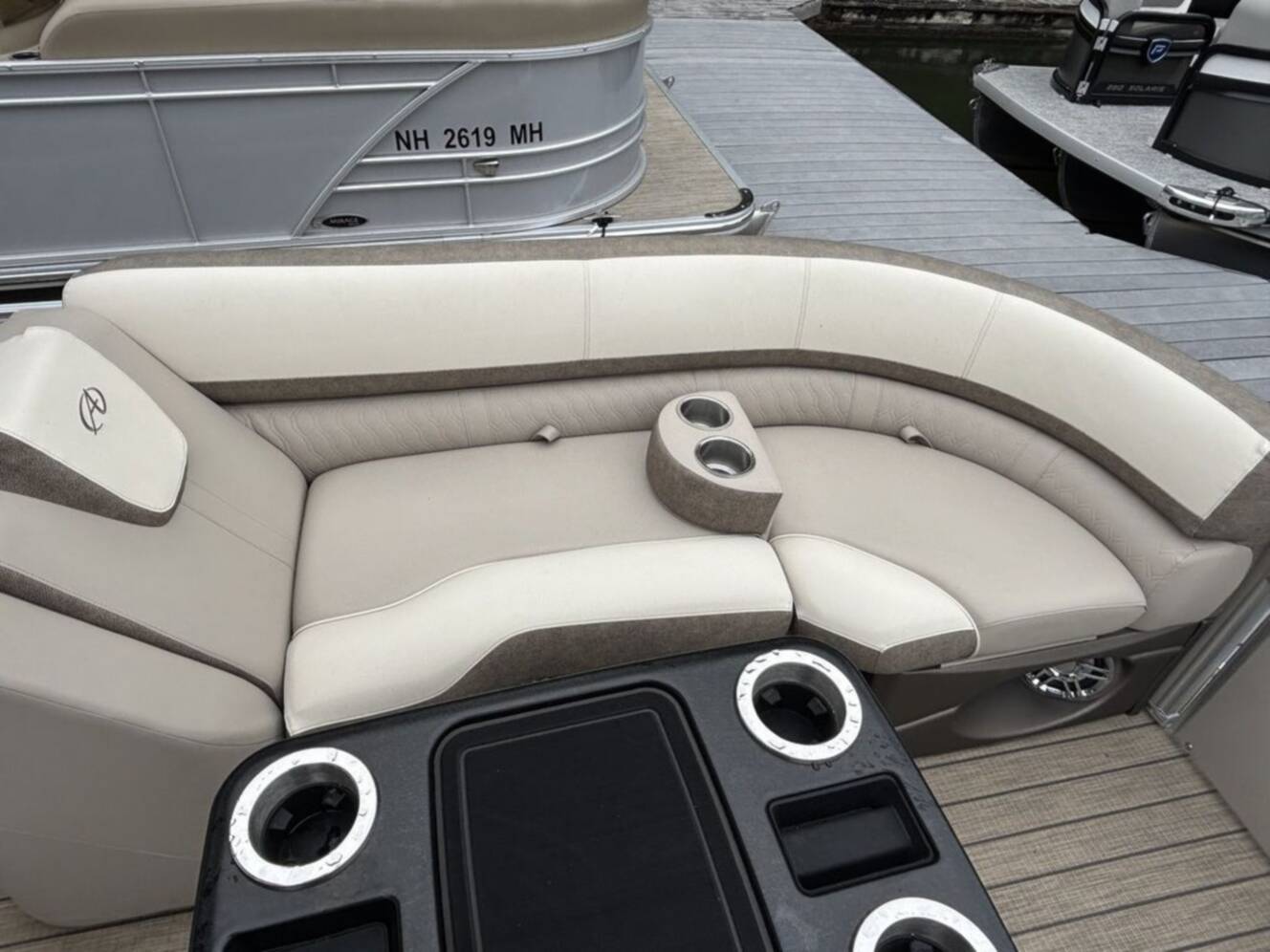 A photo of this 2022 Avalon CATALINA 2585 QL