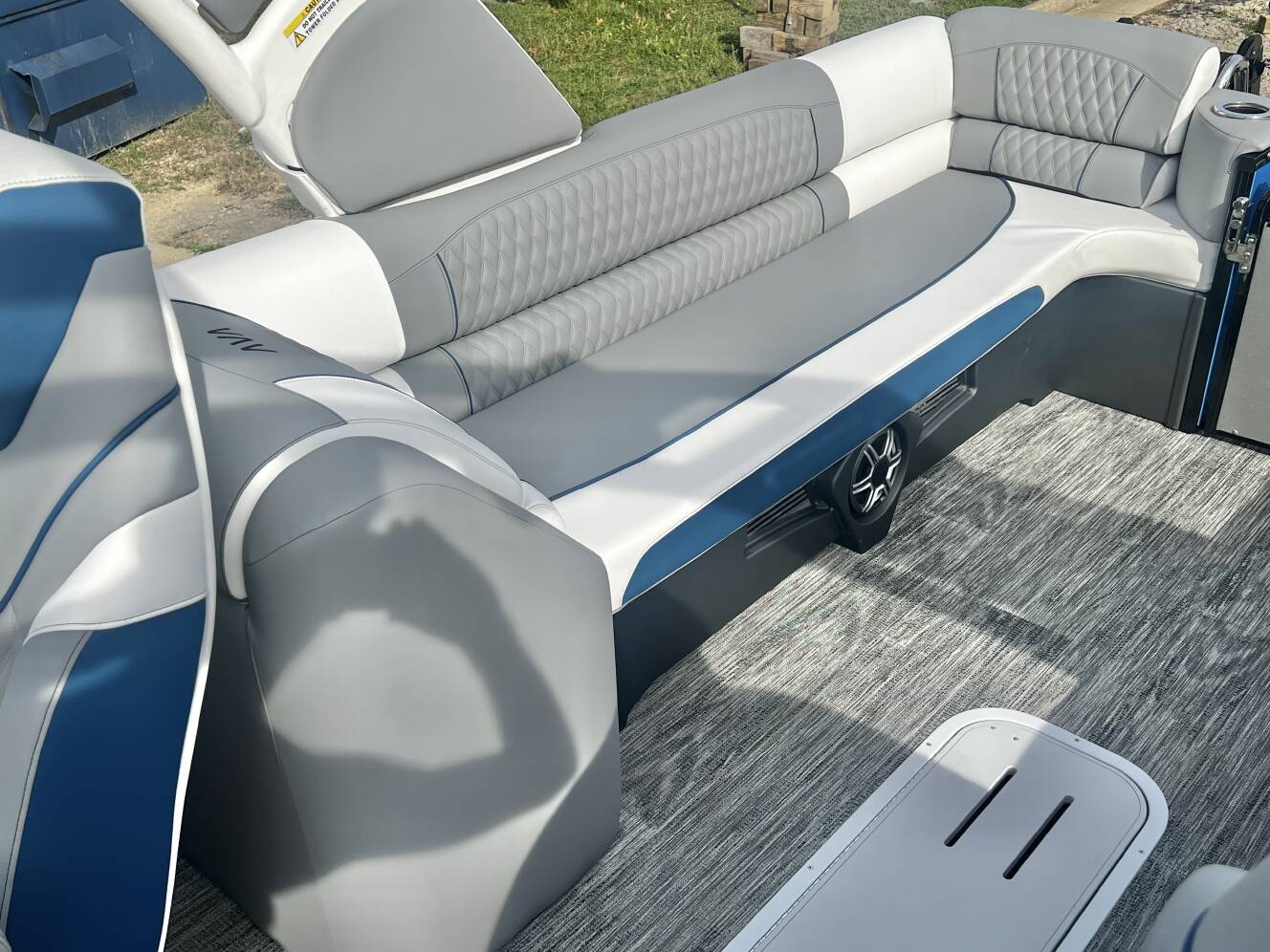 A photo of this 2026 Avalon Catalina 25' Quad Lounge Windshield Triple-Toon