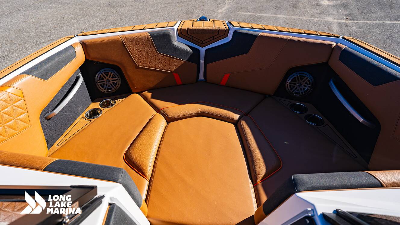 A photo of this 2024 Nautique GS20