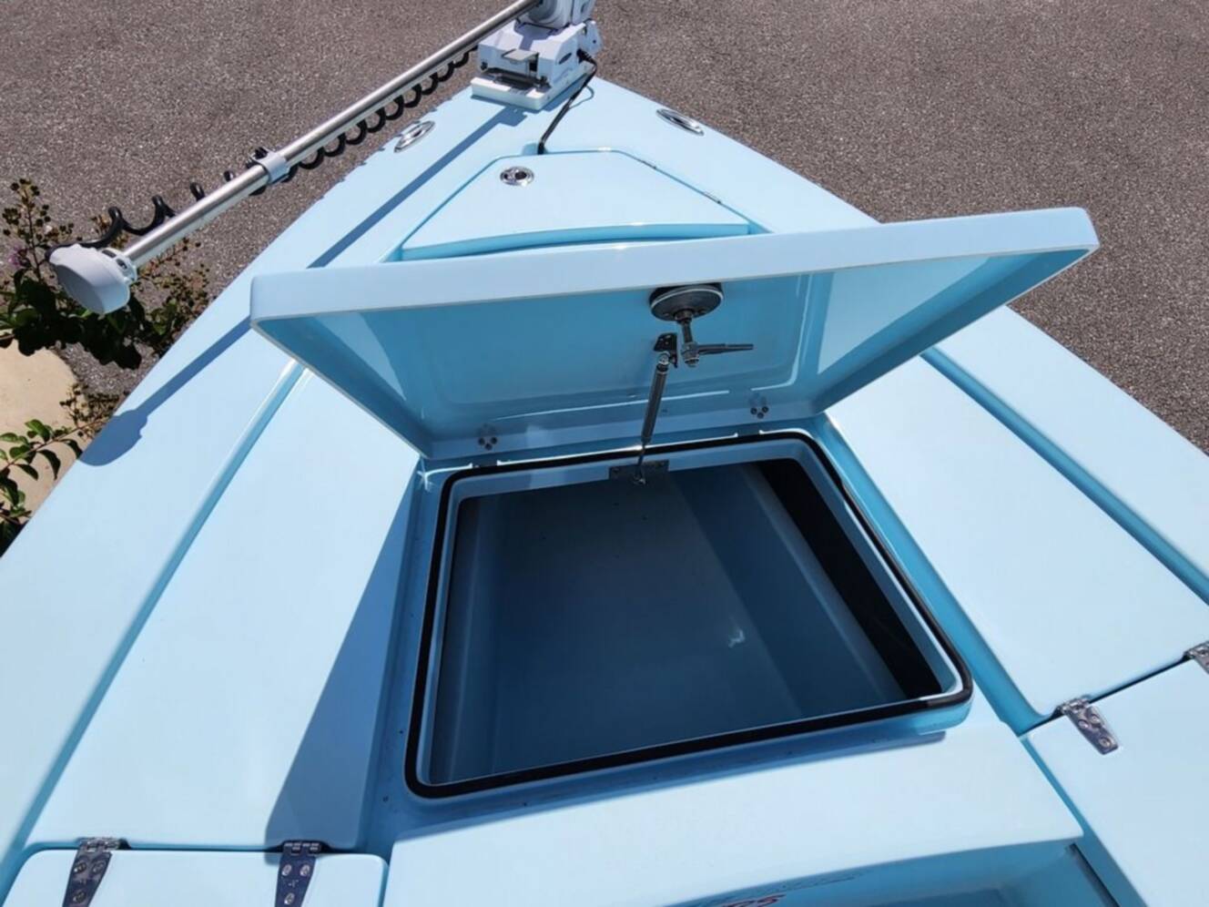 A photo of this 2025 Pathfinder Boats 2300 HPS