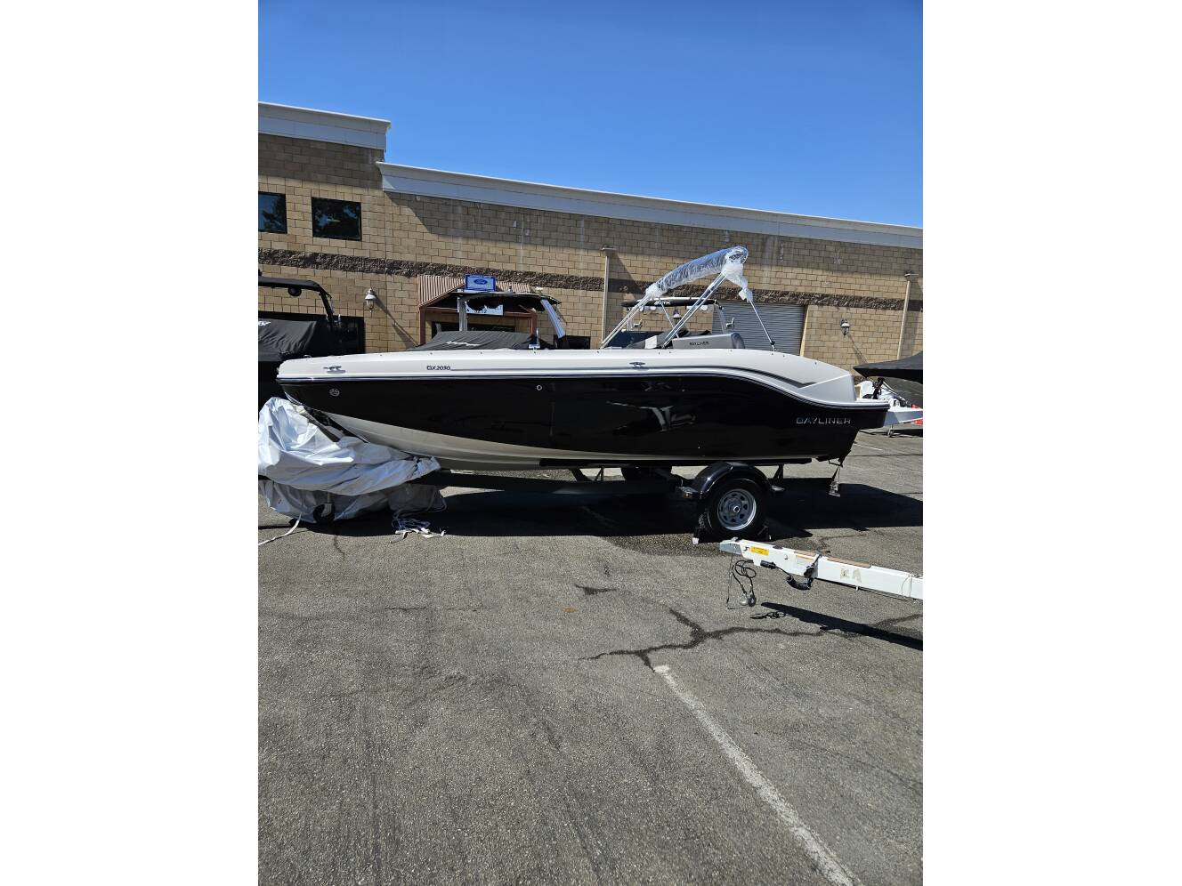 A photo of this 2024 Bayliner DX2050