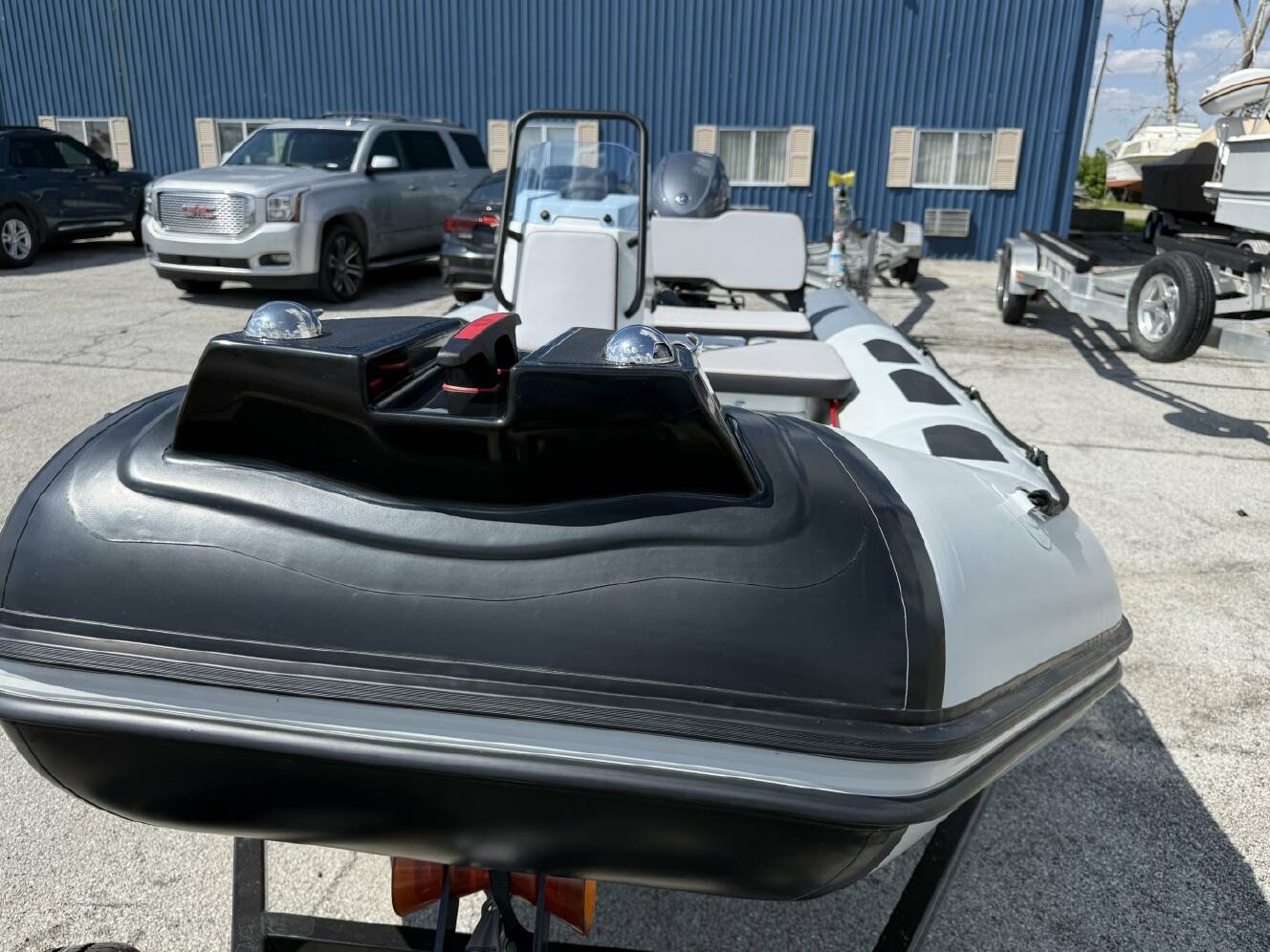 A photo of this 2026 Zodiac Open 4.2 NEO F50