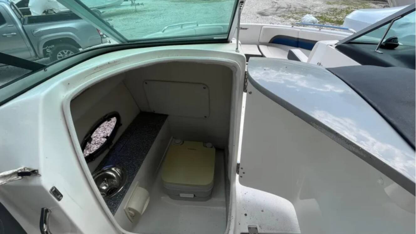 A photo of this 2018 Chaparral 243 Vortex