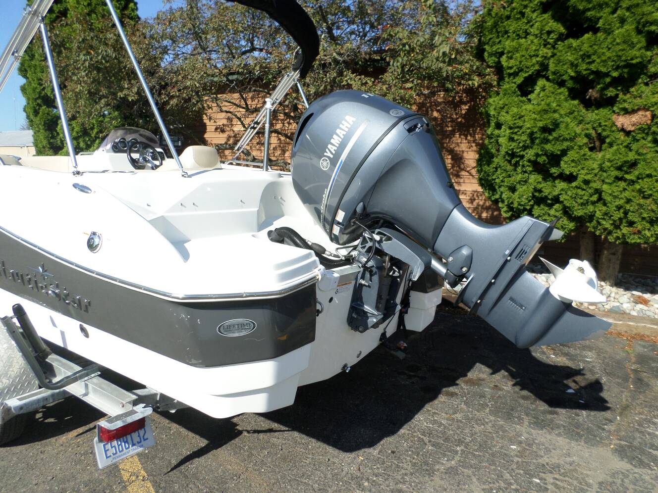A photo of this 2019 Nauticstar 203 SC