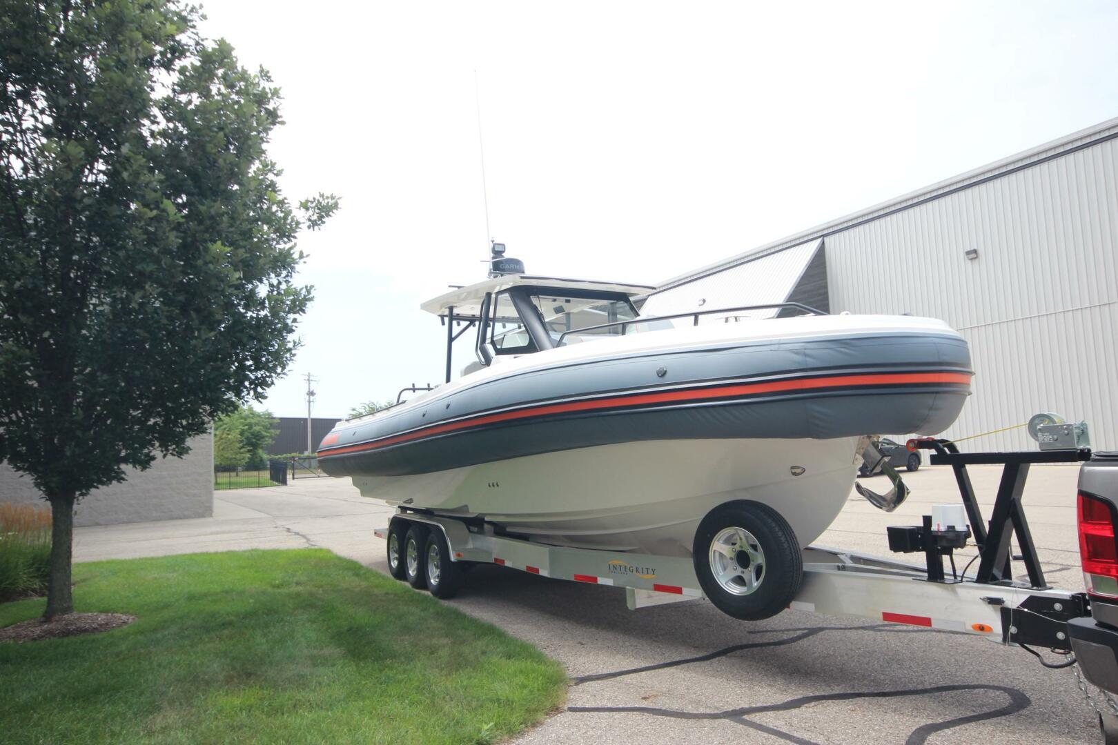 2025 Zodiac X10CC Twin Mercury 400's w/ Joystick in racine WI