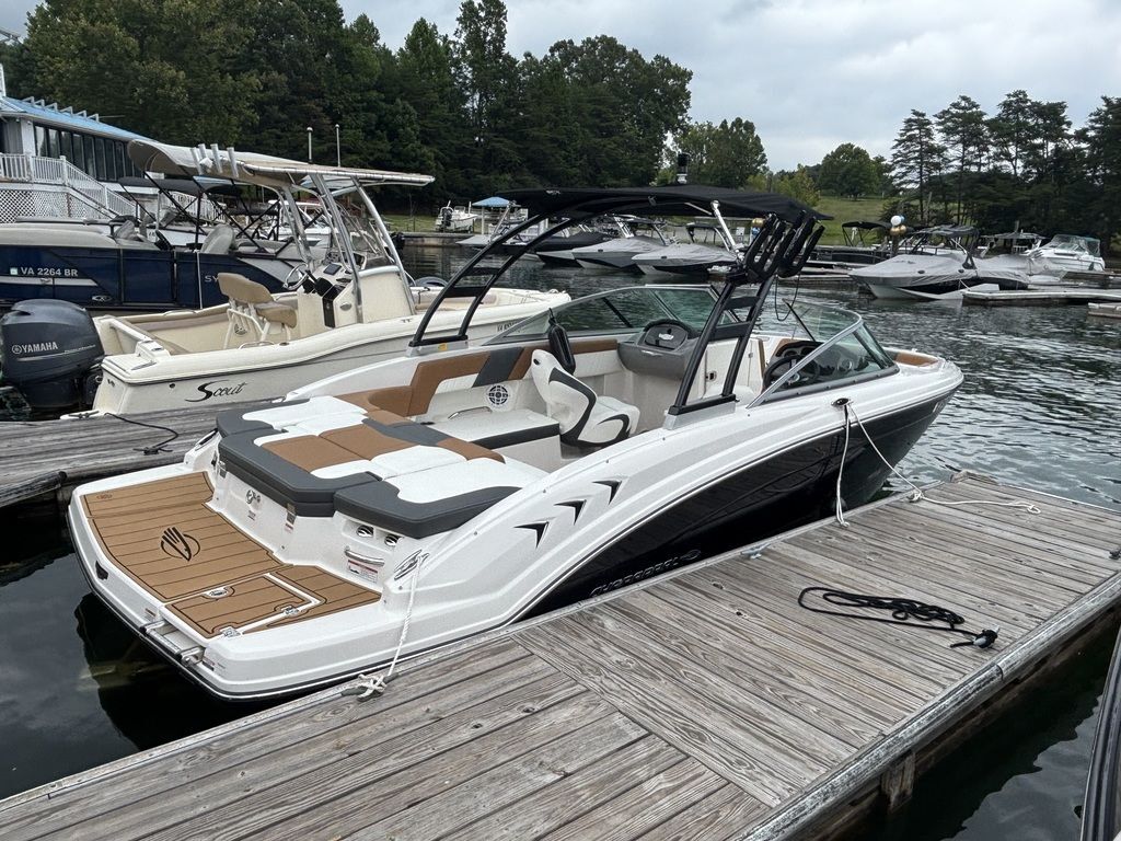 2023 Chaparral 23 SSI in moneta VA