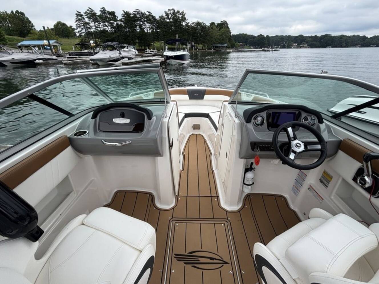 A photo of this 2023 Chaparral 23 SSI