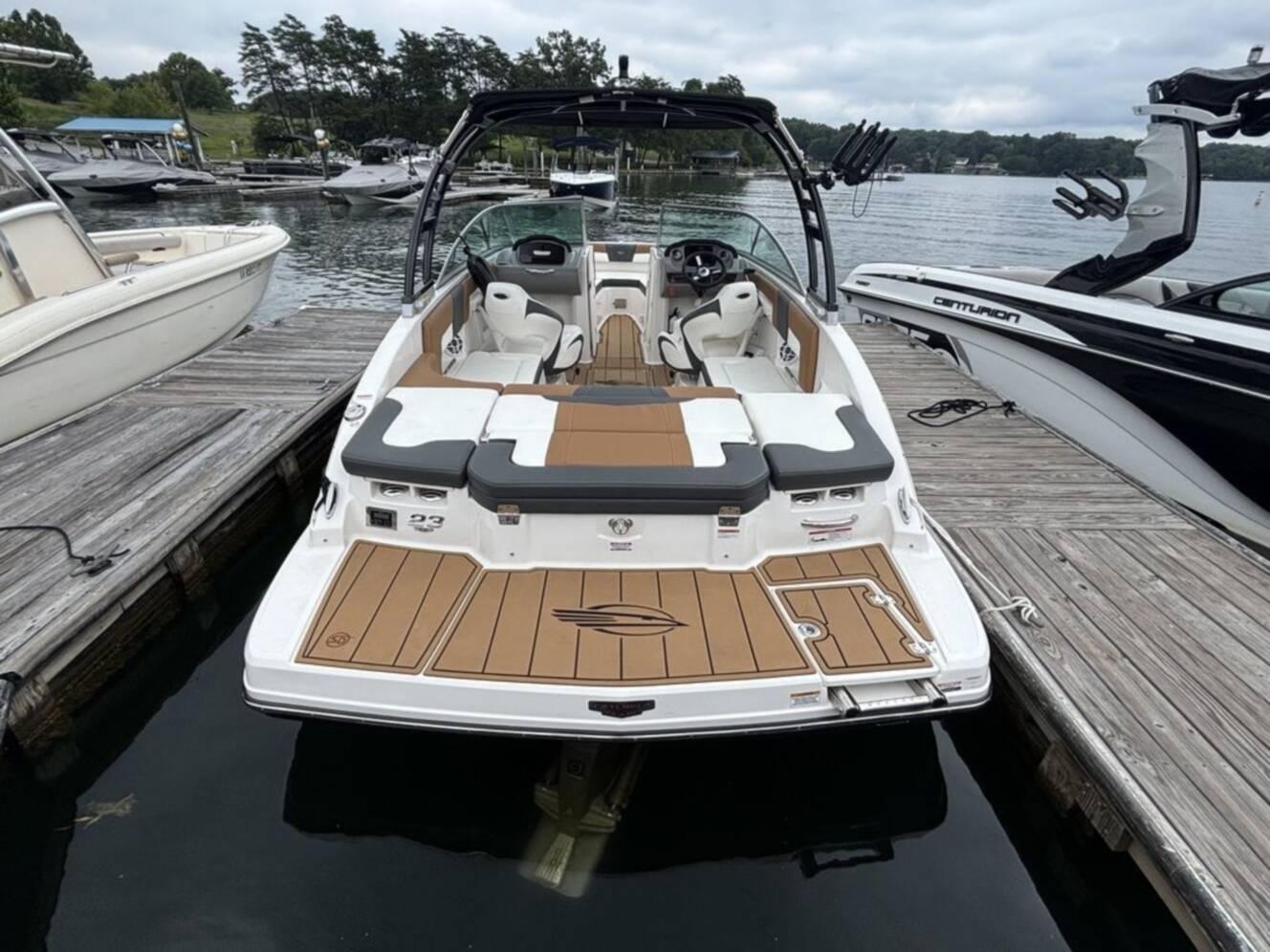 A photo of this 2023 Chaparral 23 SSI