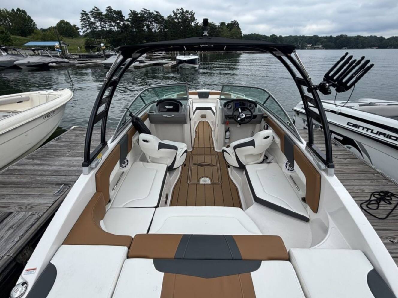 A photo of this 2023 Chaparral 23 SSI