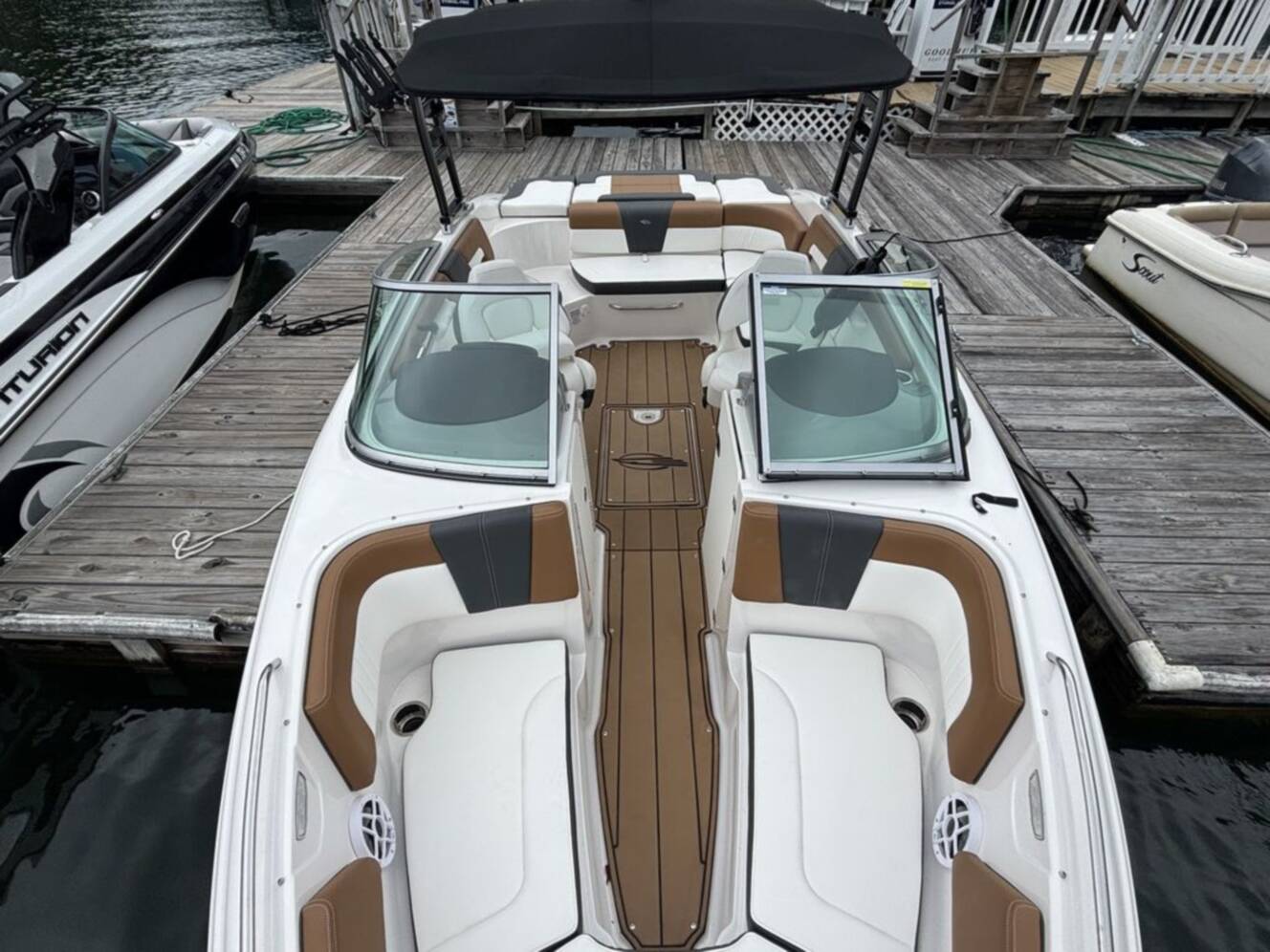 A photo of this 2023 Chaparral 23 SSI