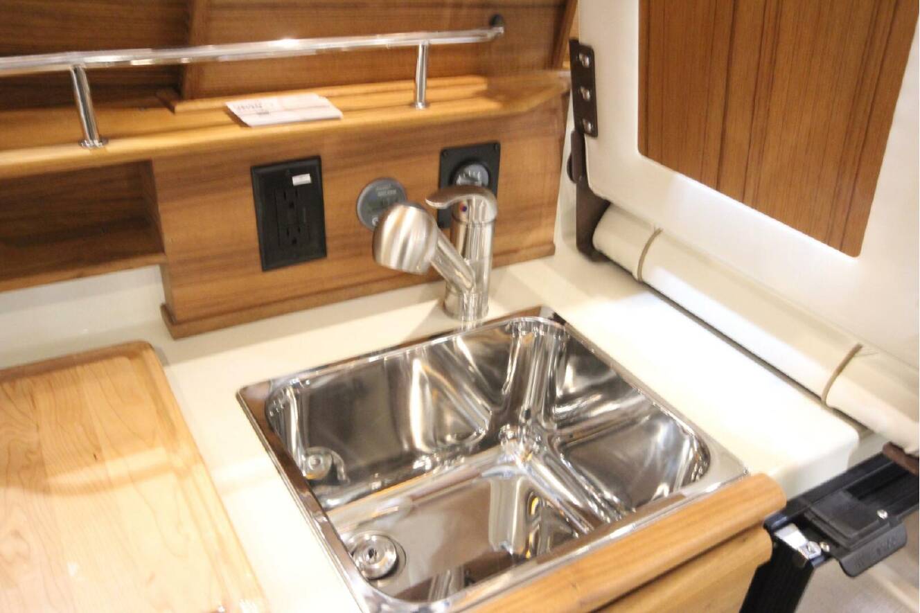 A photo of this 2027 Ranger Tugs R-27 Luxury Edition