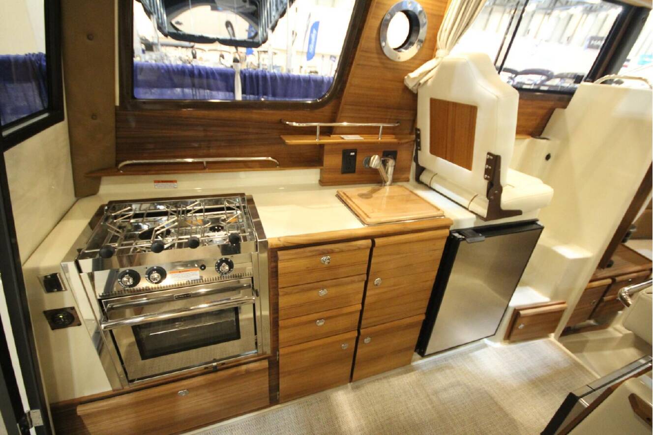 A photo of this 2027 Ranger Tugs R-27 Luxury Edition