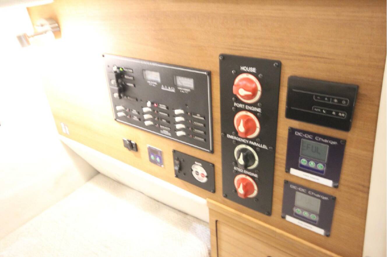 A photo of this 2027 Ranger Tugs R-27 Luxury Edition