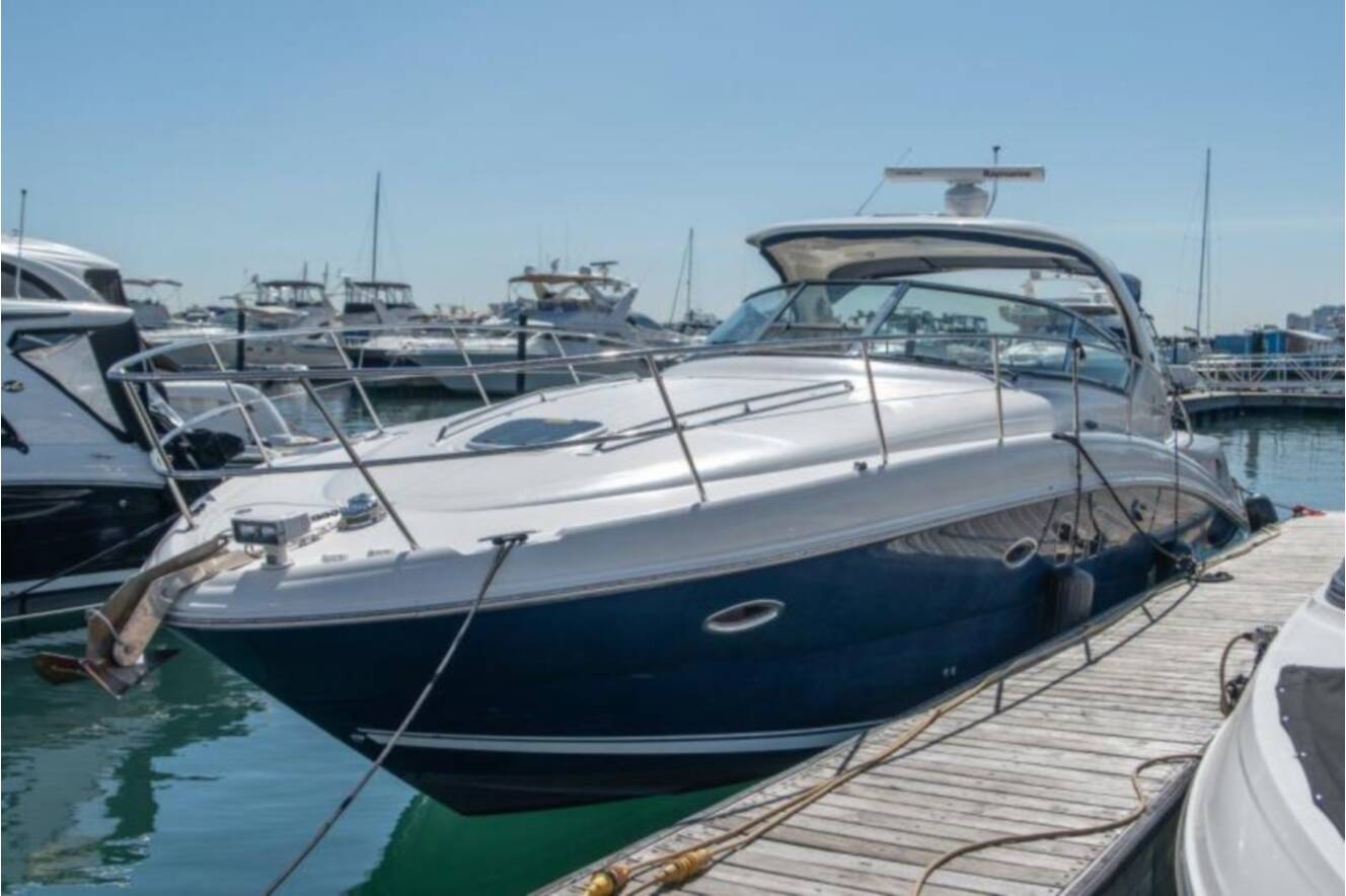 A photo of this 2008 Sea Ray 380 Sundancer