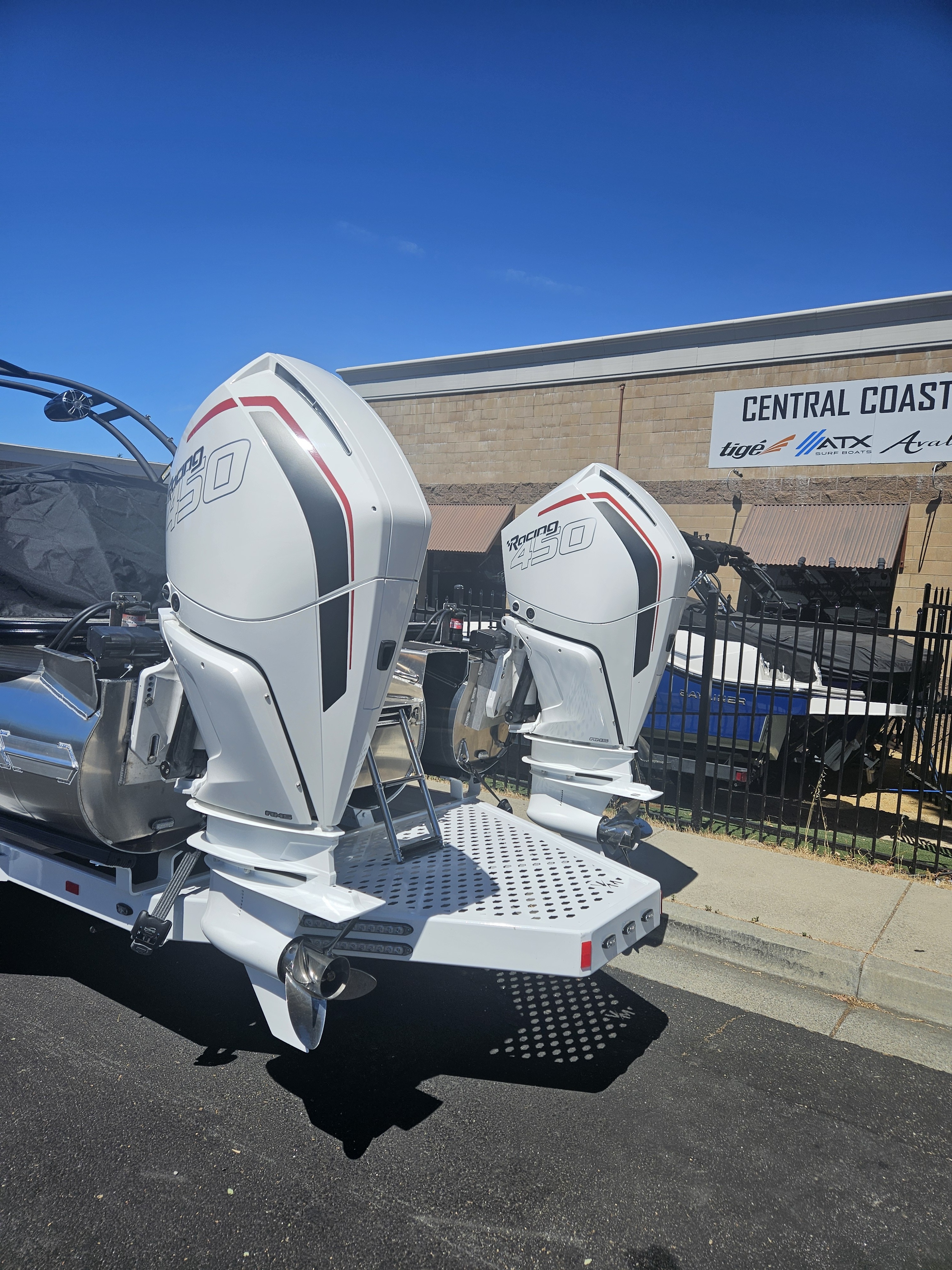 2025 Avalon Excalibur LTD Quad Lounge Windshield 27FT 25 FT in atascadero CA